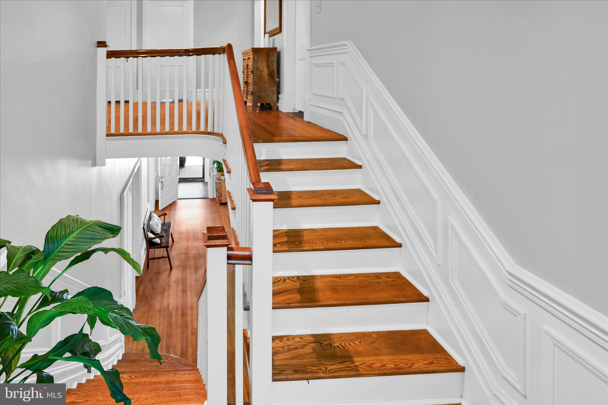 YORKVILLE - Residential