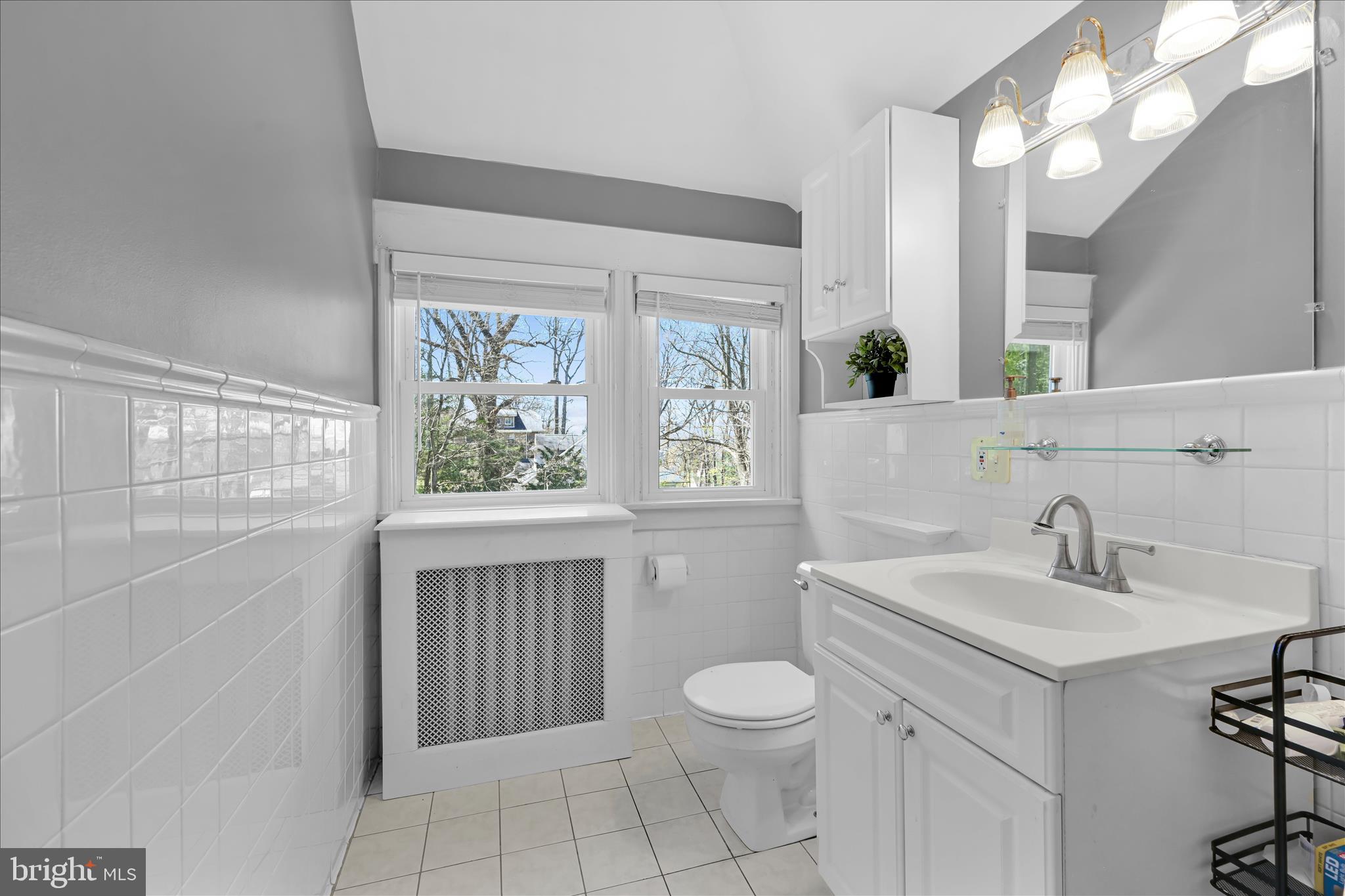 YORKVILLE - Residential