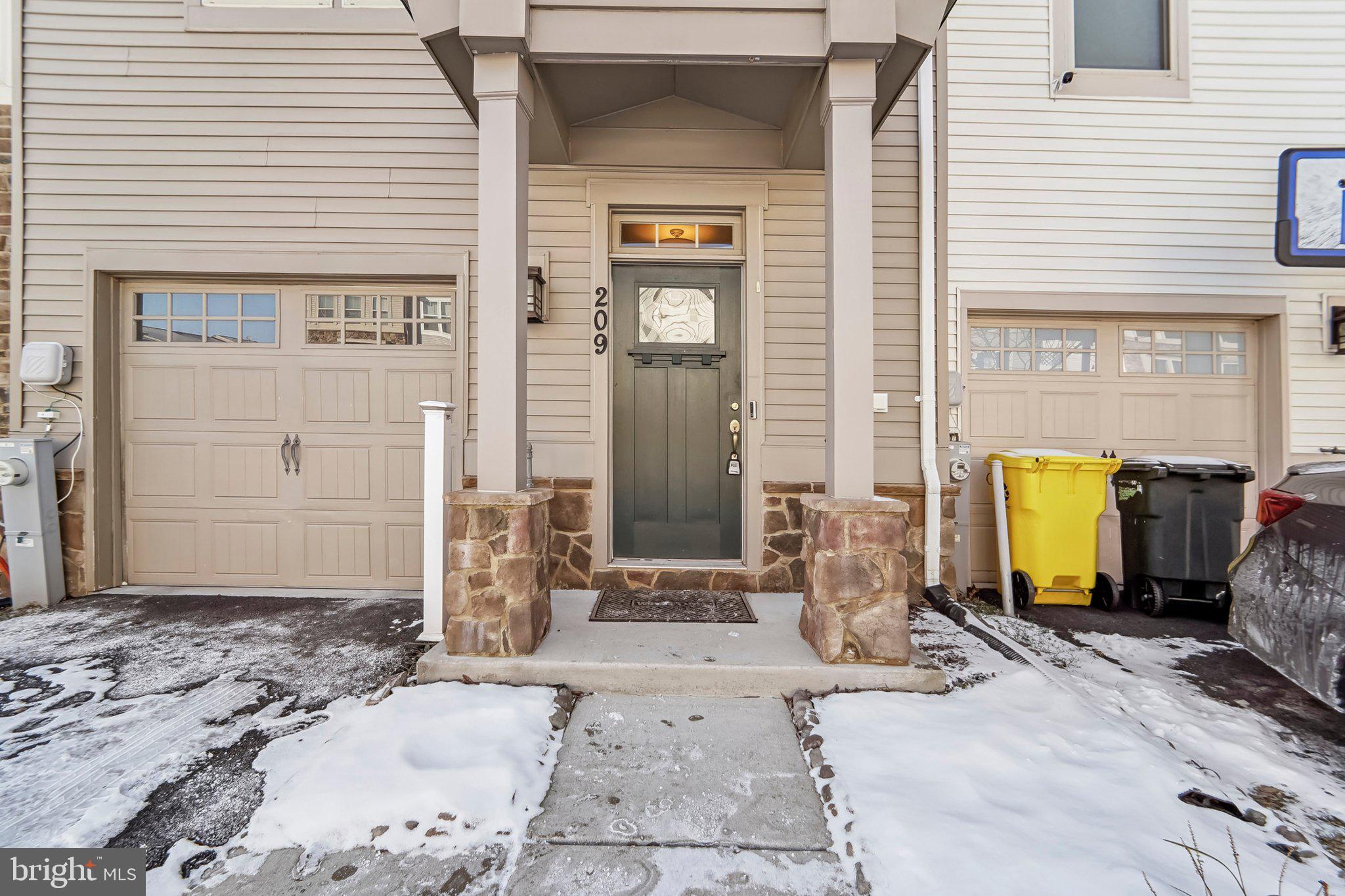 TANYARD COVE NORTH - Residential