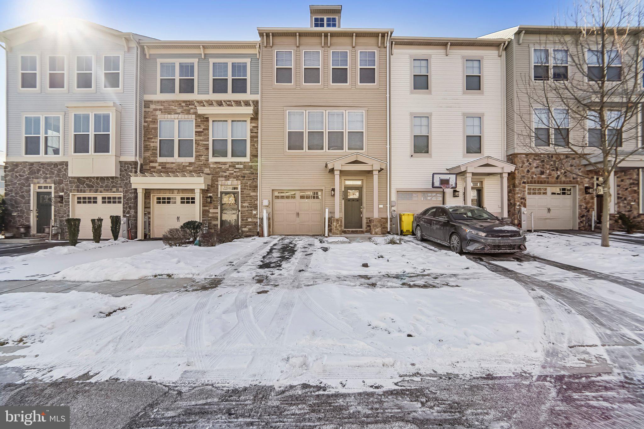 TANYARD COVE NORTH - Residential