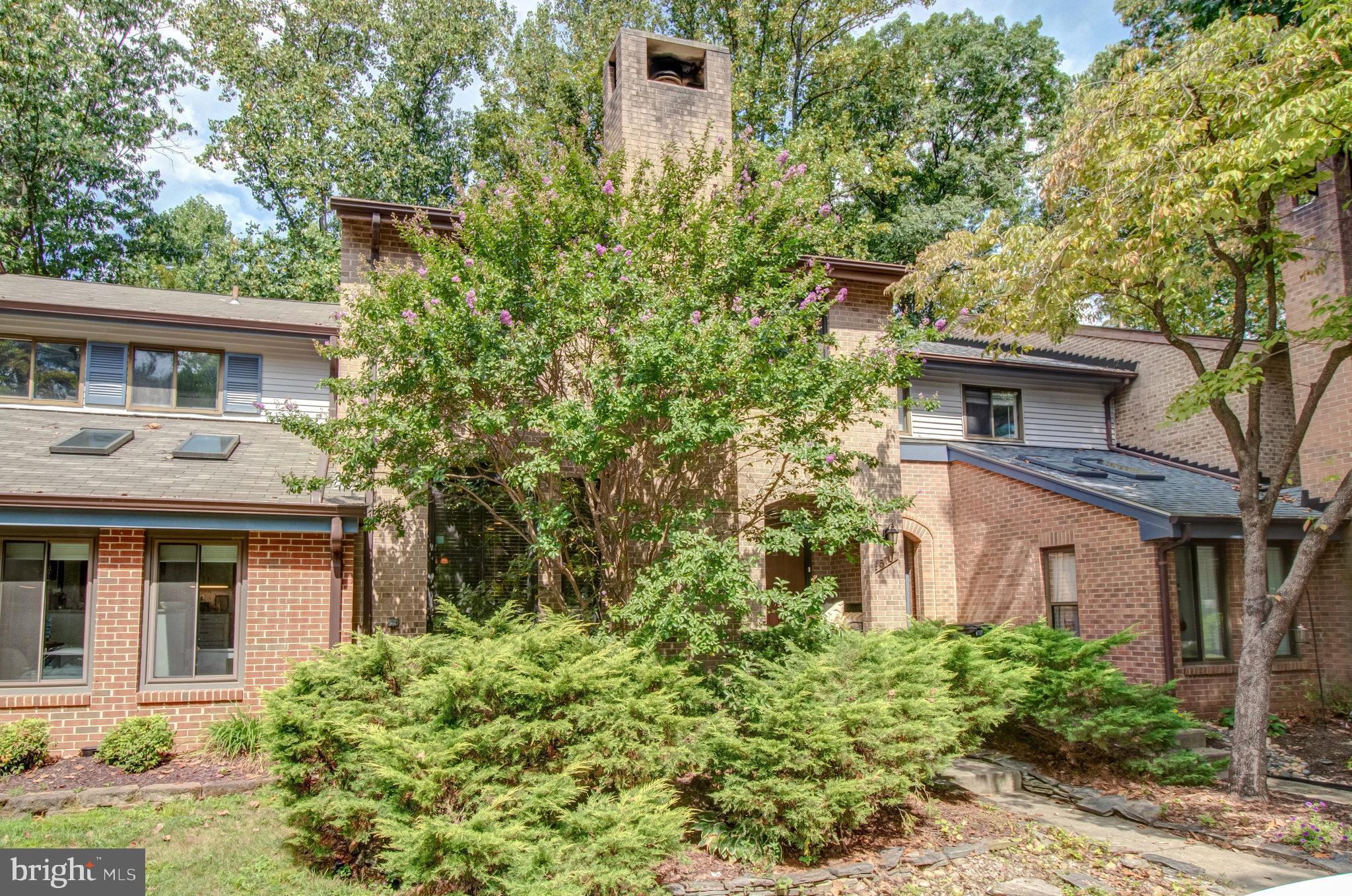 5707 WATERS EDGE LANDING COURT