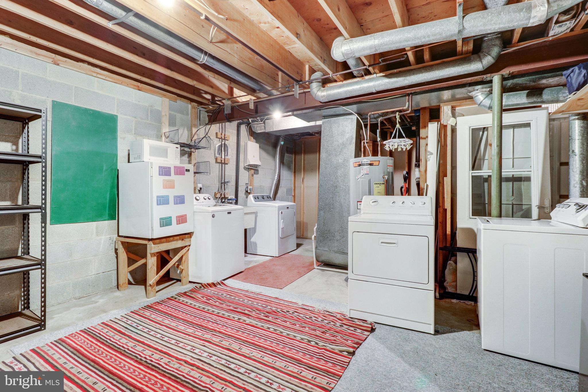 BURKE CENTRE - Residential Lease