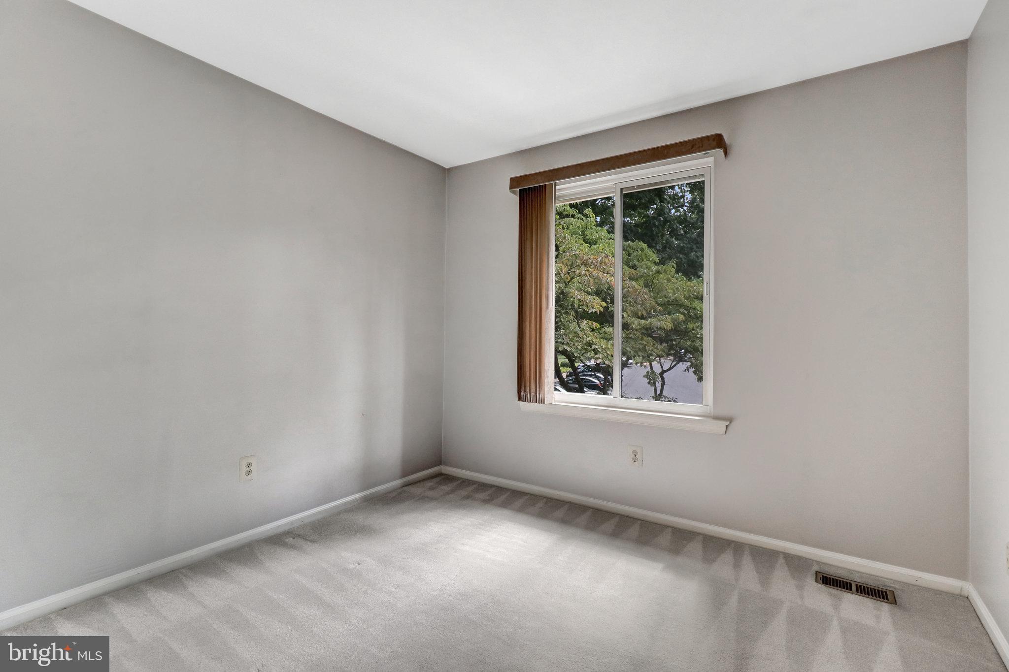 BURKE CENTRE - Residential Lease