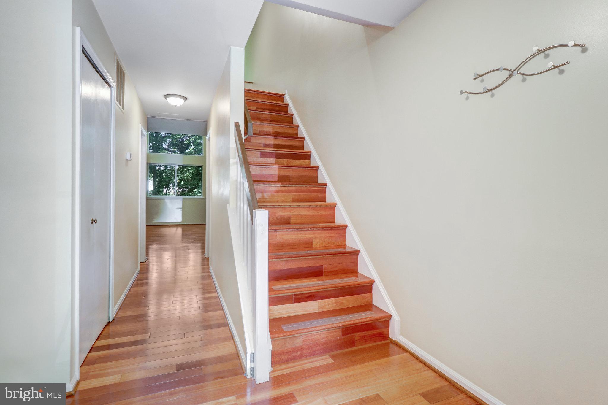 BURKE CENTRE - Residential Lease