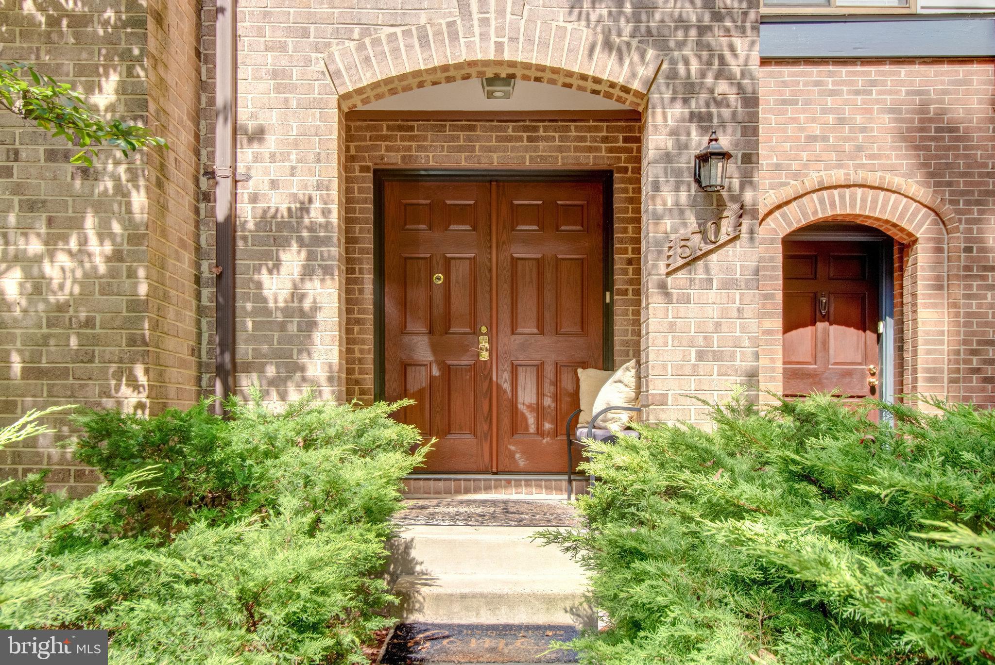 BURKE CENTRE - Residential Lease