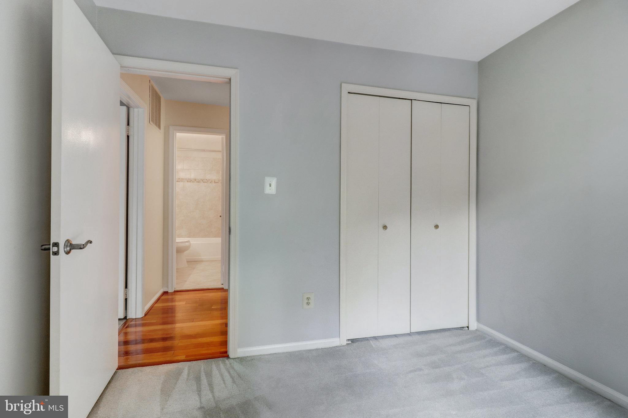 BURKE CENTRE - Residential Lease