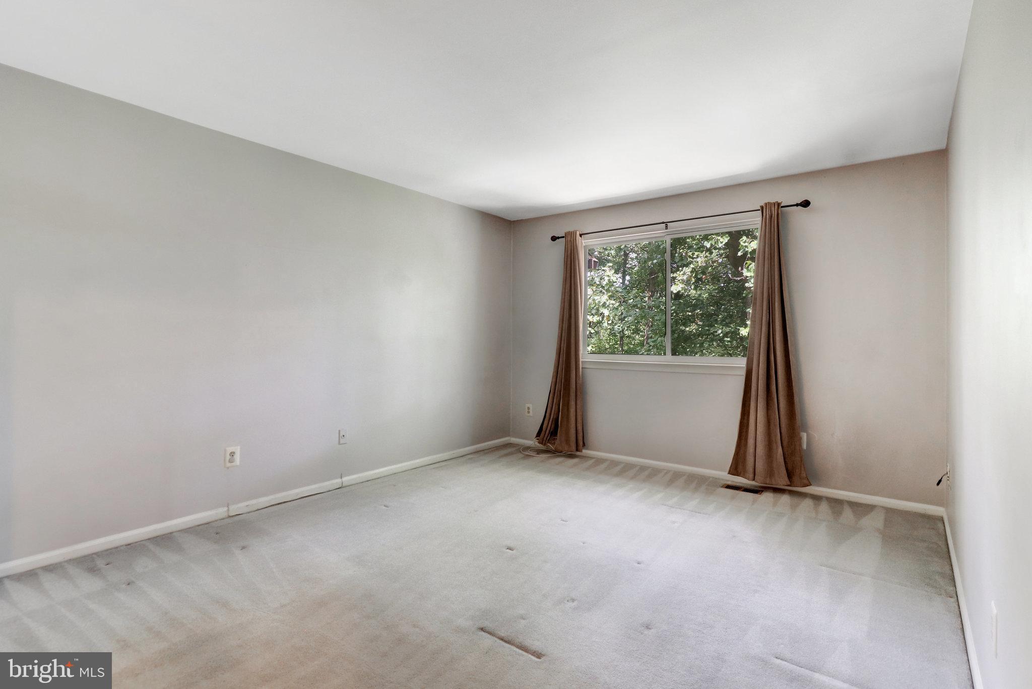 BURKE CENTRE - Residential Lease