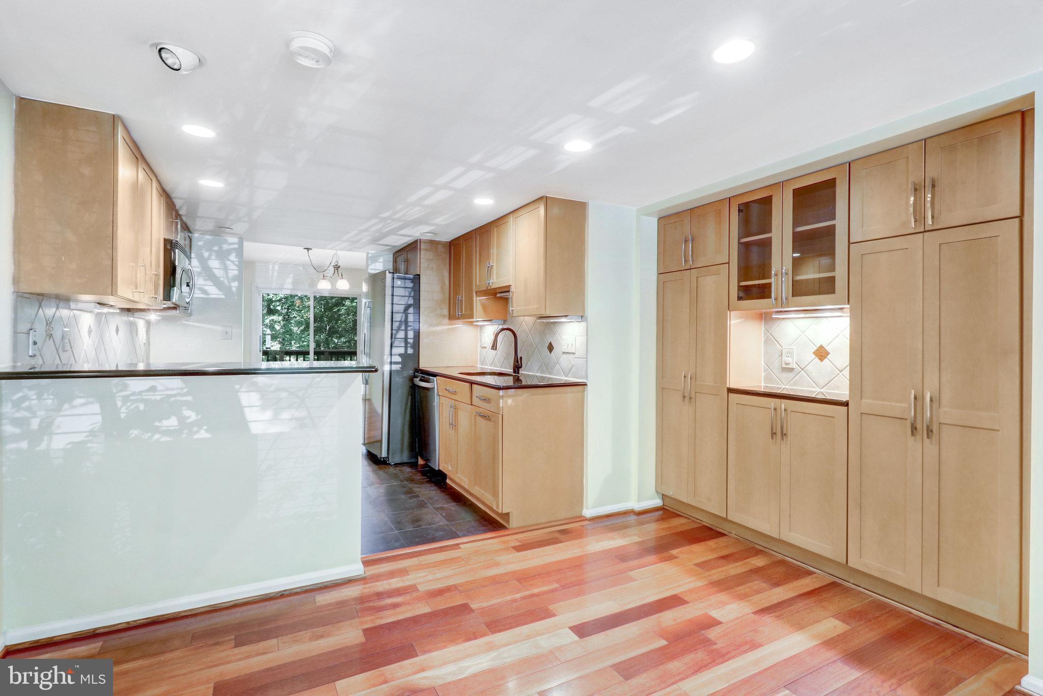 BURKE CENTRE - Residential Lease