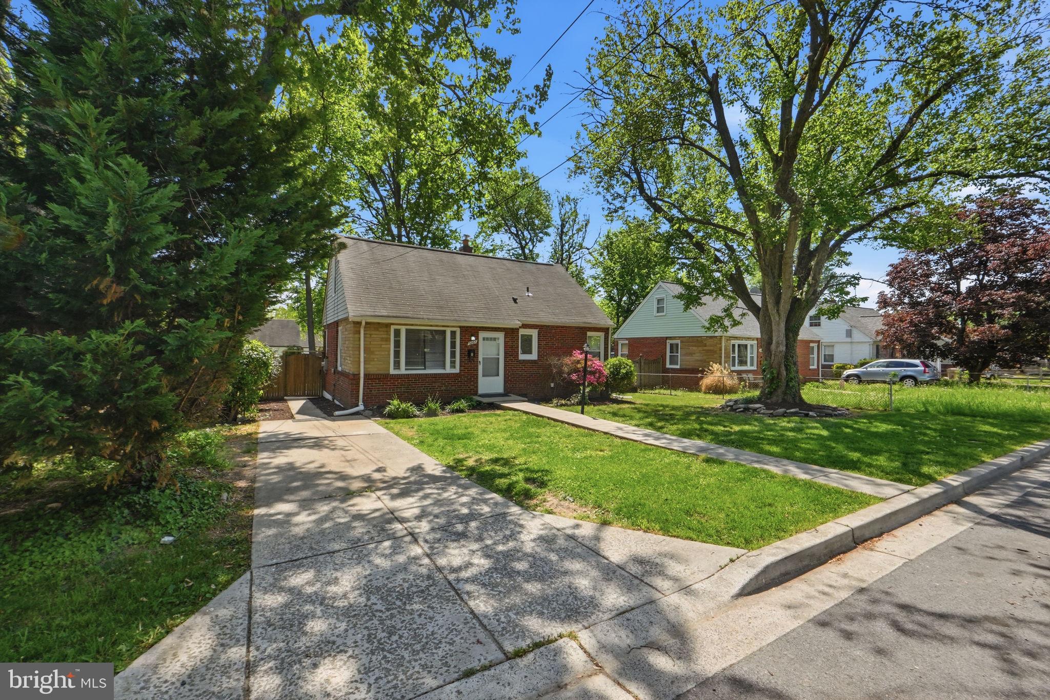 OAK SPRING - Residential