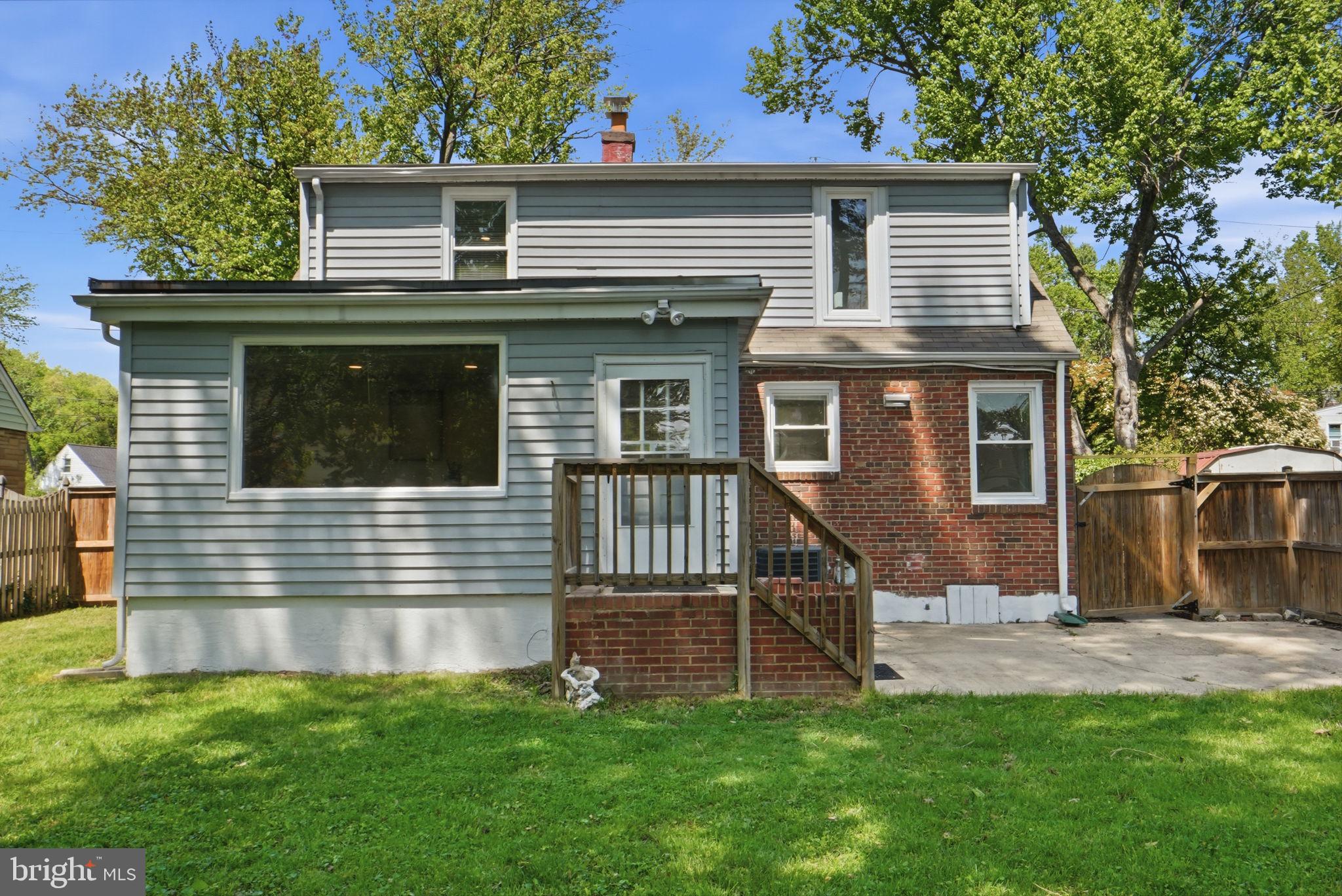 OAK SPRING - Residential