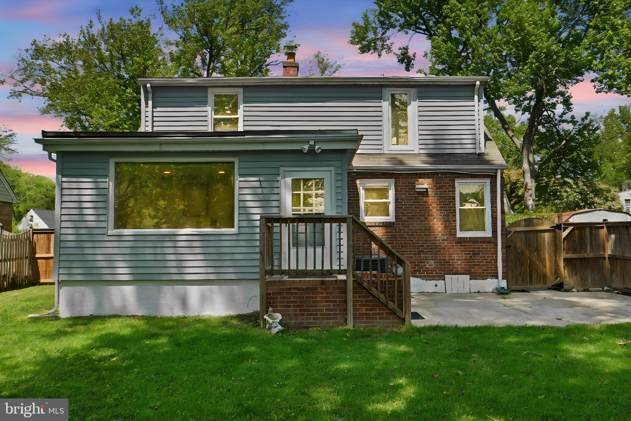 OAK SPRING - Residential