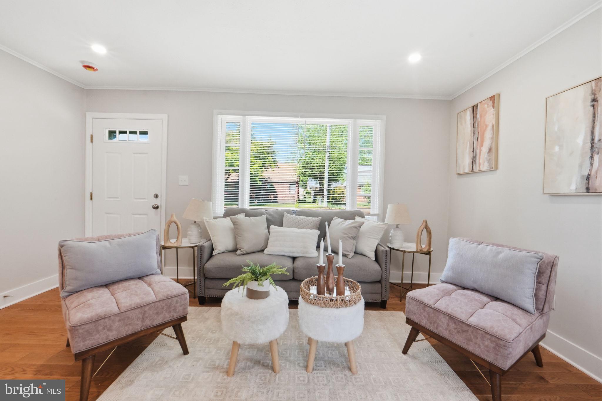 OAK SPRING - Residential