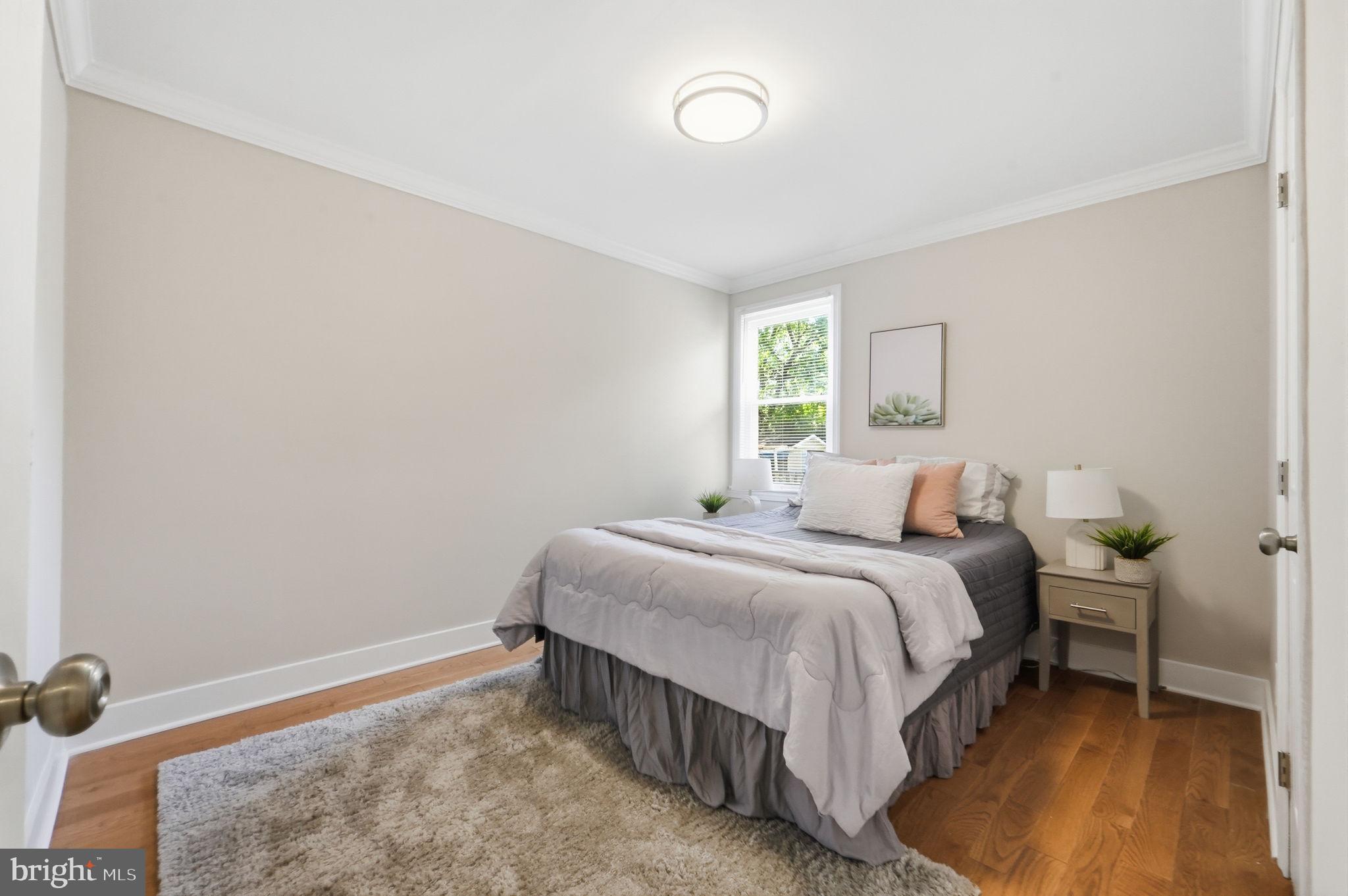 OAK SPRING - Residential