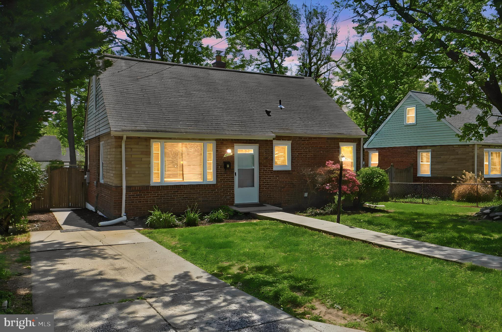 OAK SPRING - Residential