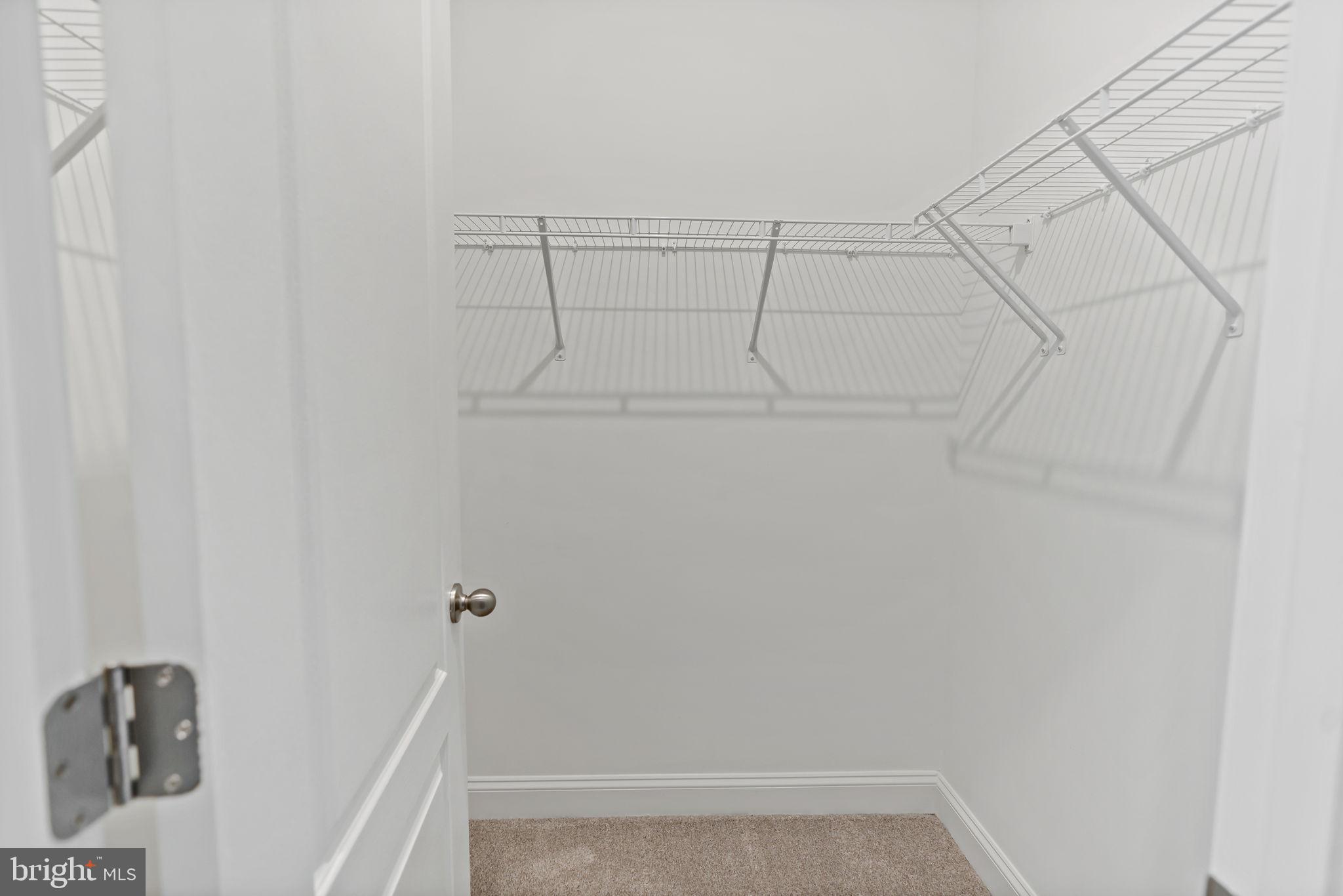 ROSEHILL MANOR - Residential