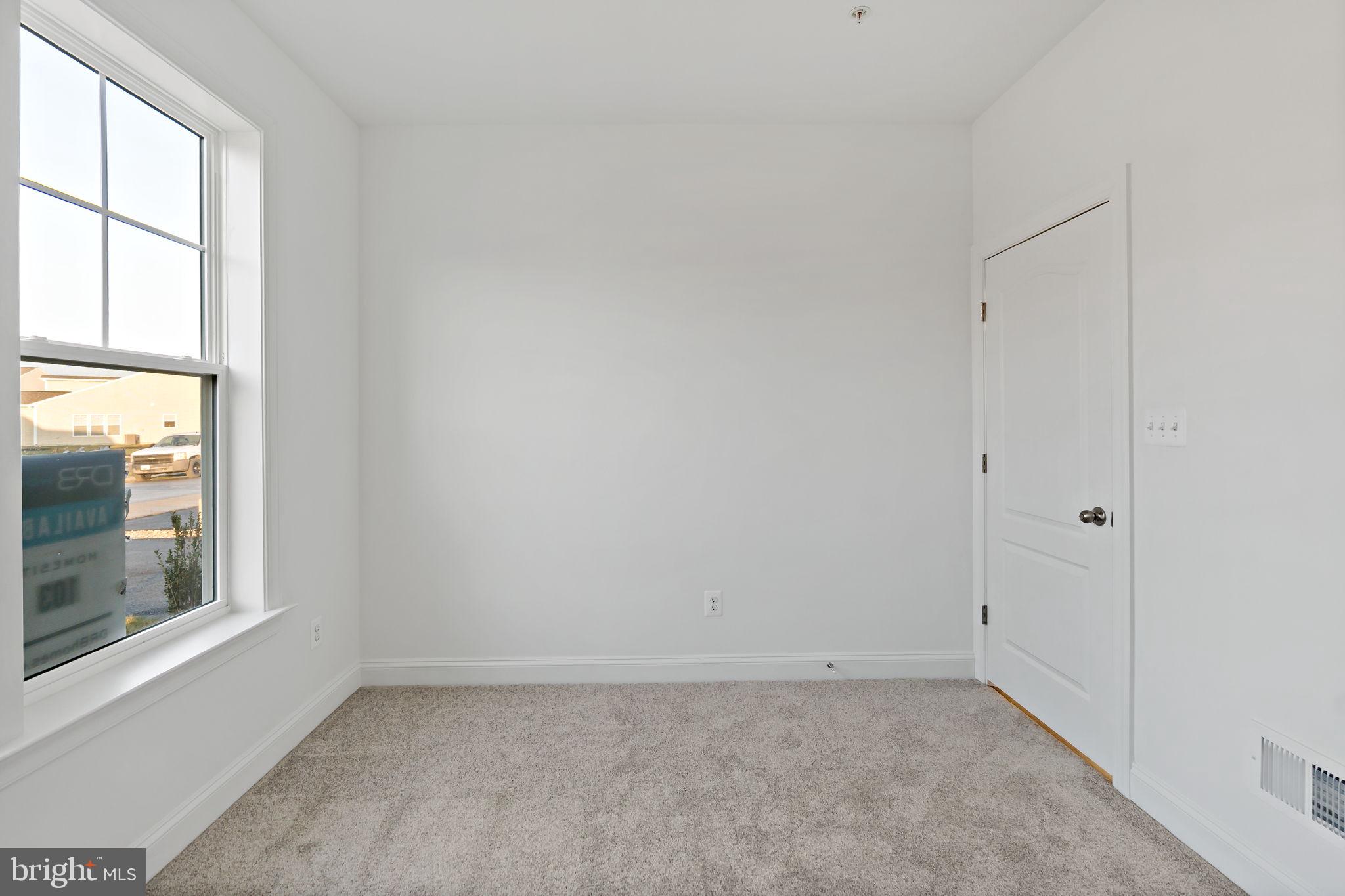 ROSEHILL MANOR - Residential