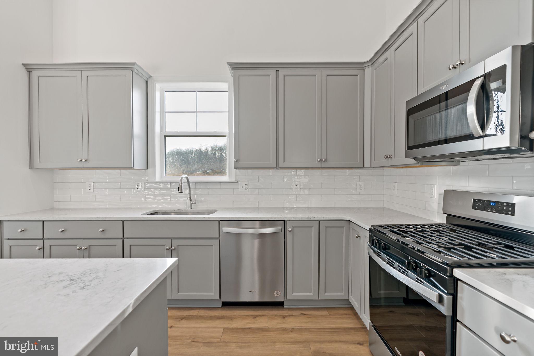 ROSEHILL MANOR - Residential