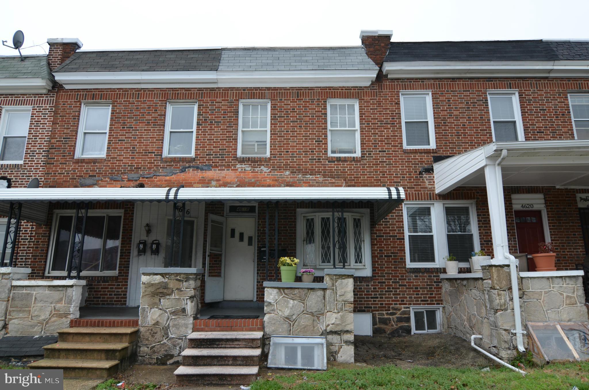**INVESTOR**Zoned R7 - 2 legal units with sep meters. Lower unit has 2 bedrooms w/ private entrance from back door. Upper unit has 1 bedroom with front door entrance. Property is fully VACANT. Key is for both the front and back door. Since there are no tenants, you can get into both units from front door.