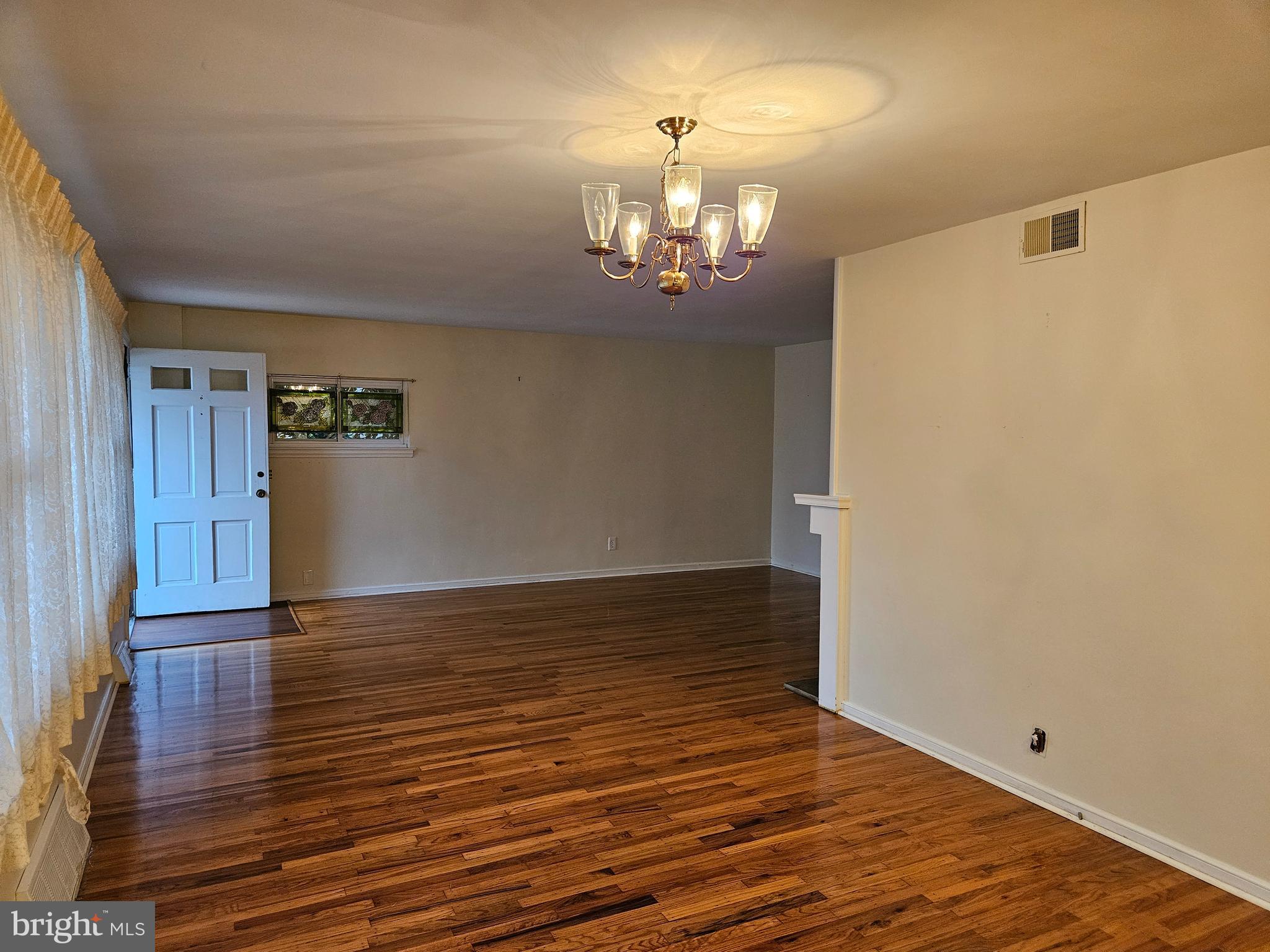 GLENSIDE GARDENS - Residential Lease