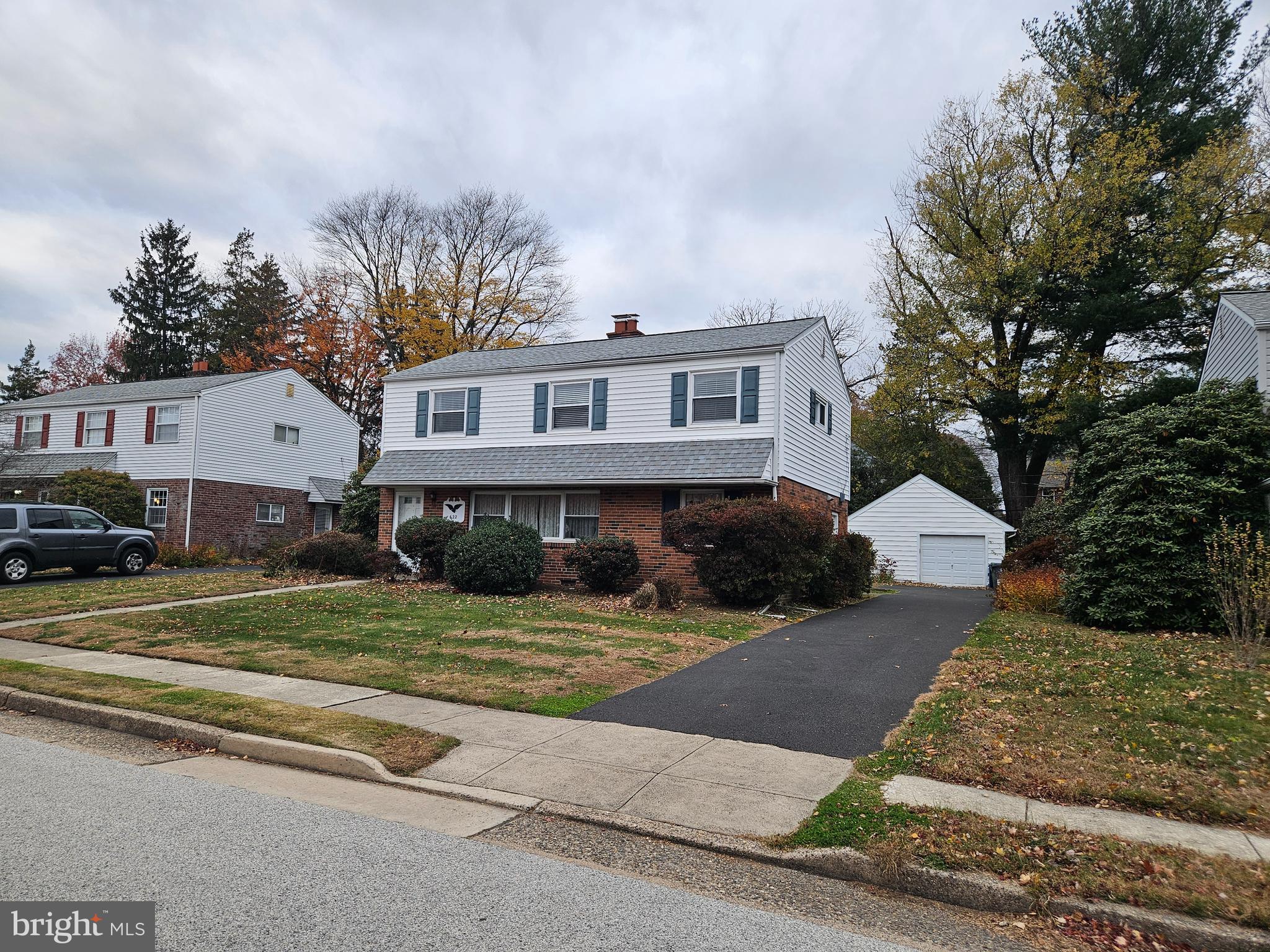 GLENSIDE GARDENS - Residential Lease