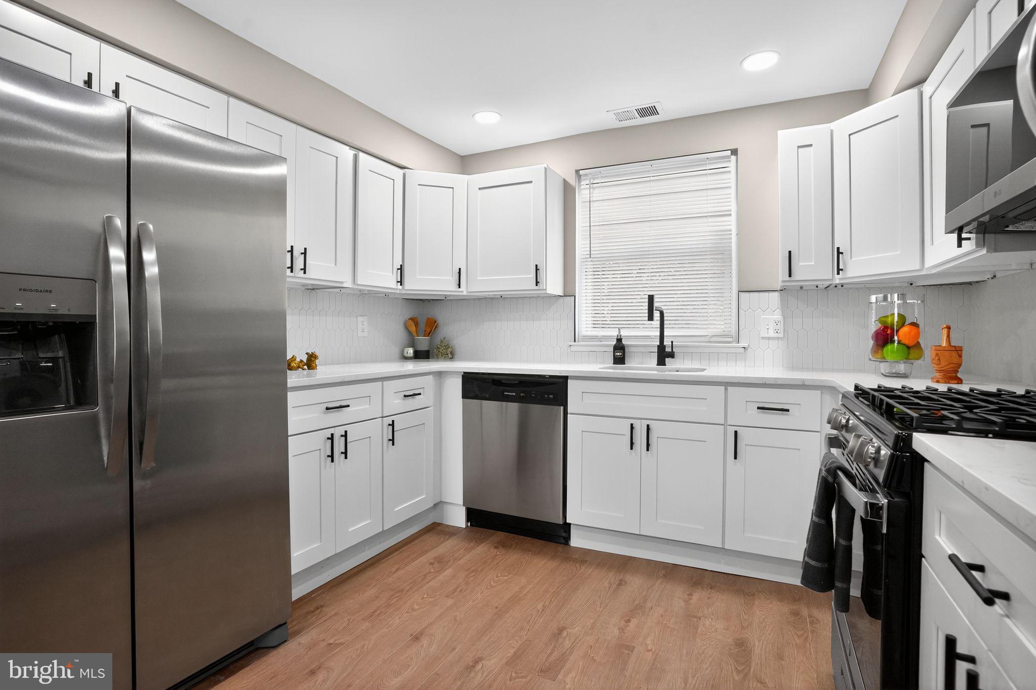 MILL CREEK - Residential