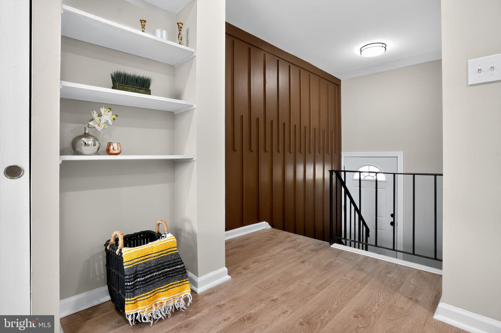 MILL CREEK - Residential