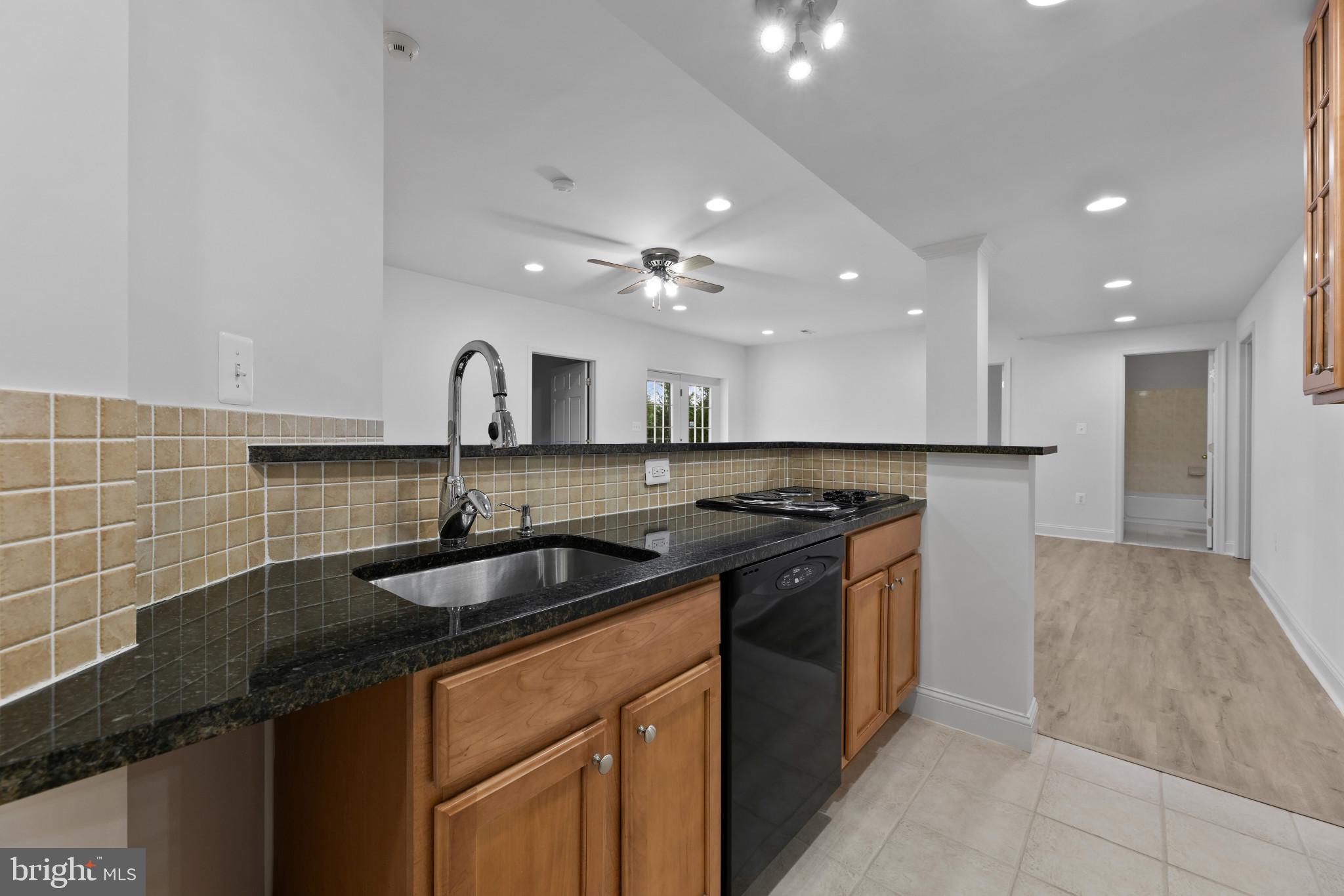 CEDAR HUNT - Residential