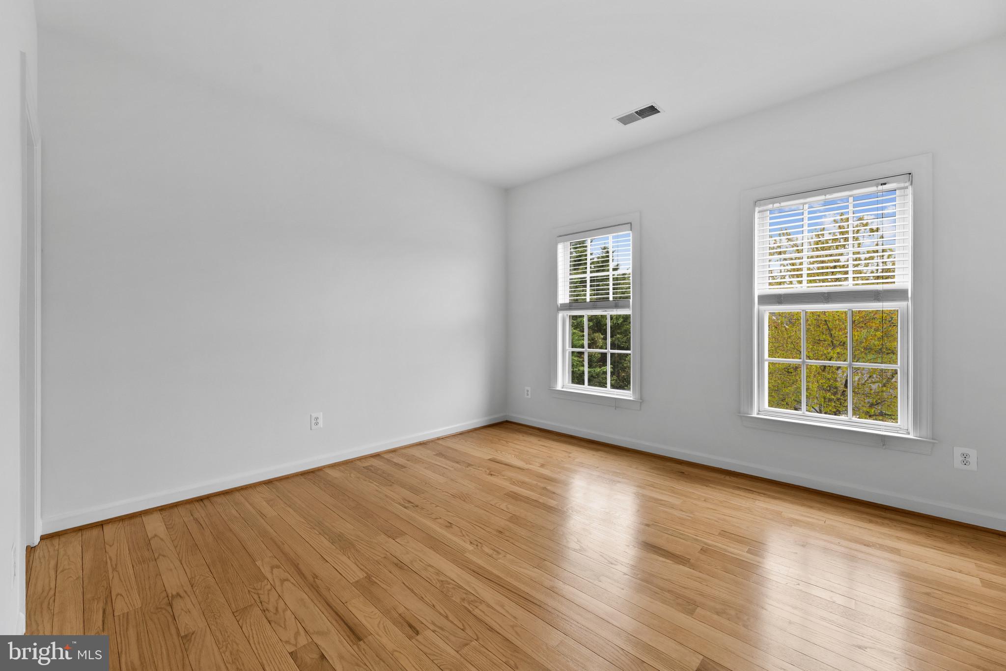 CEDAR HUNT - Residential