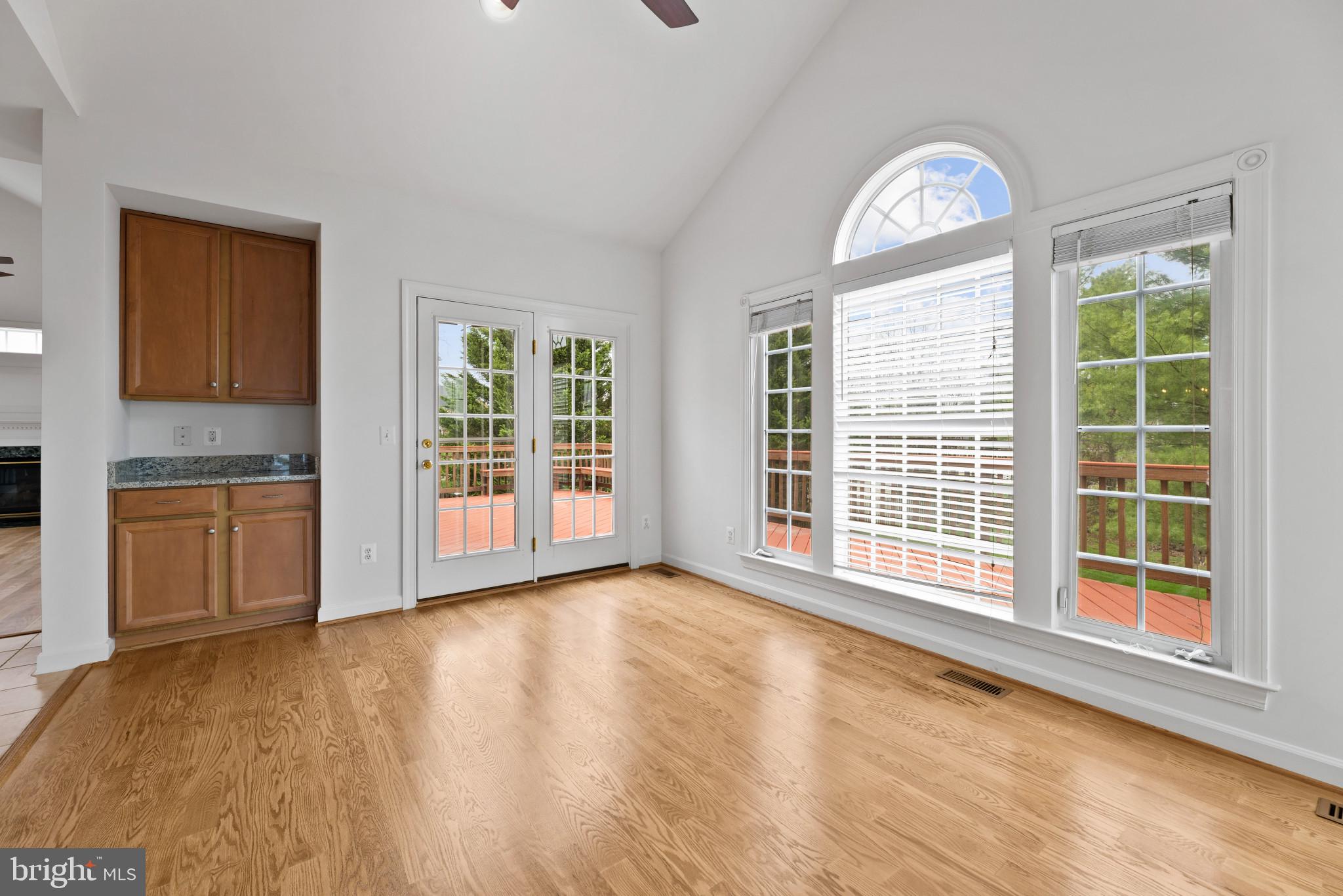 CEDAR HUNT - Residential