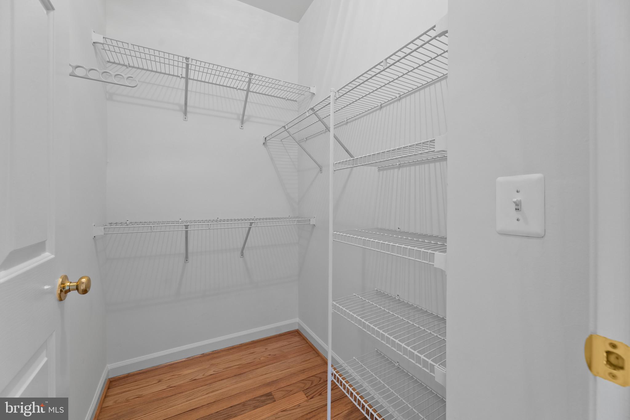 CEDAR HUNT - Residential