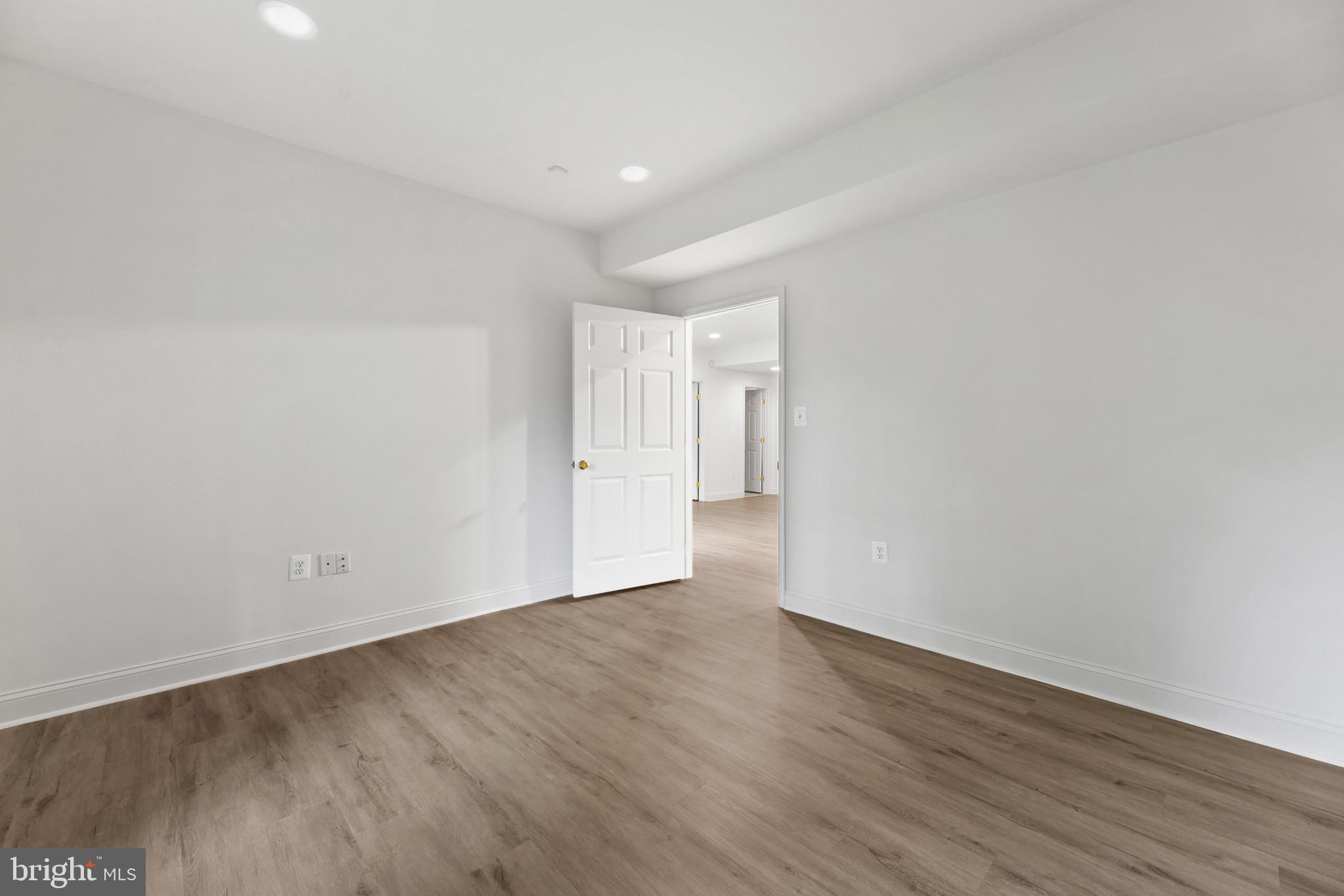 CEDAR HUNT - Residential