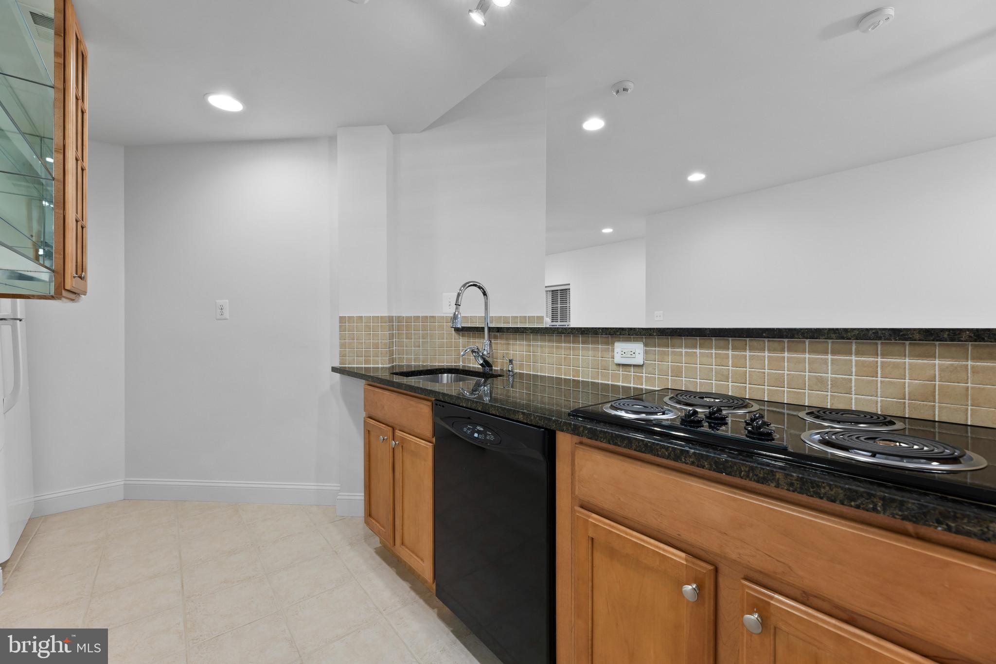 CEDAR HUNT - Residential