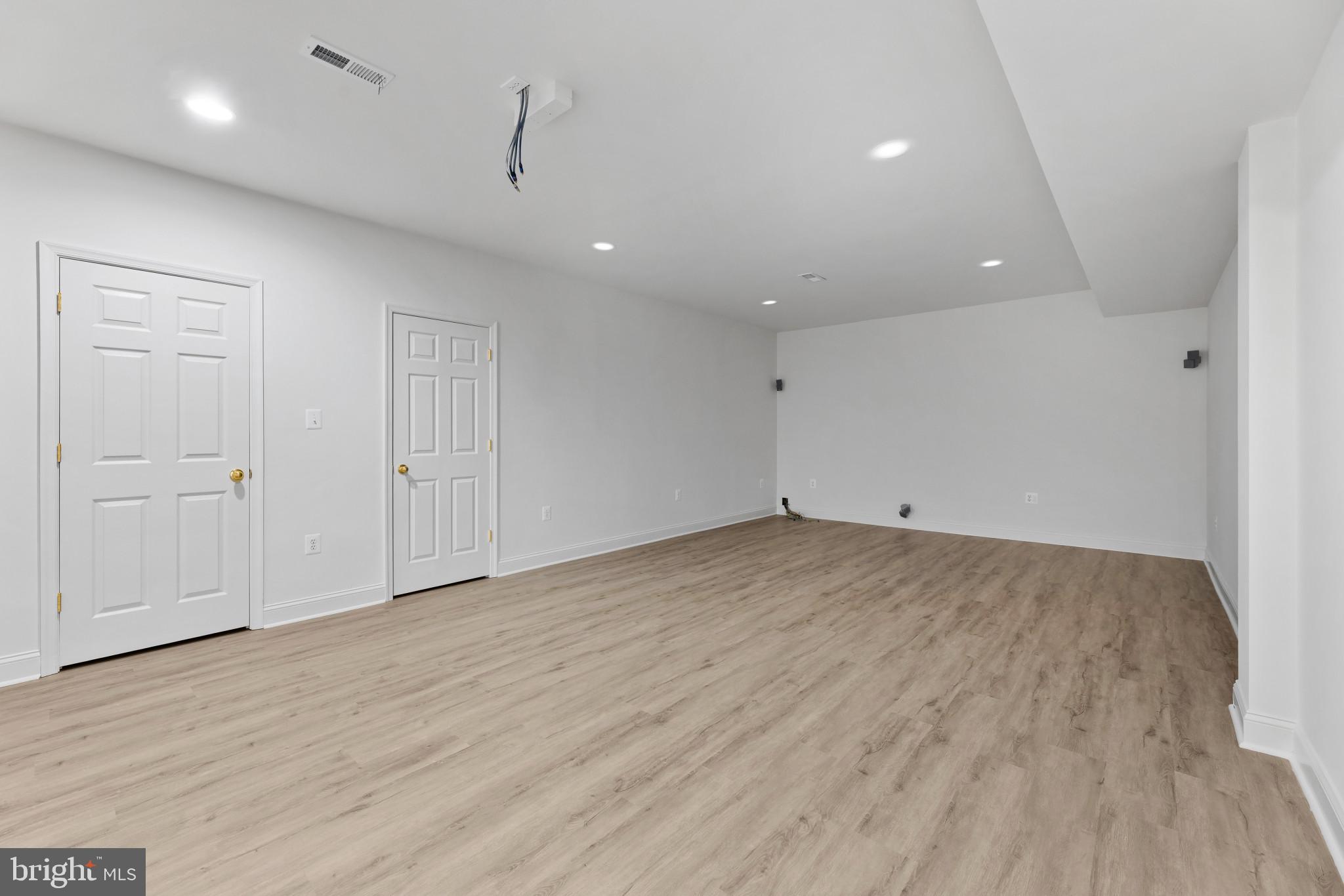 CEDAR HUNT - Residential