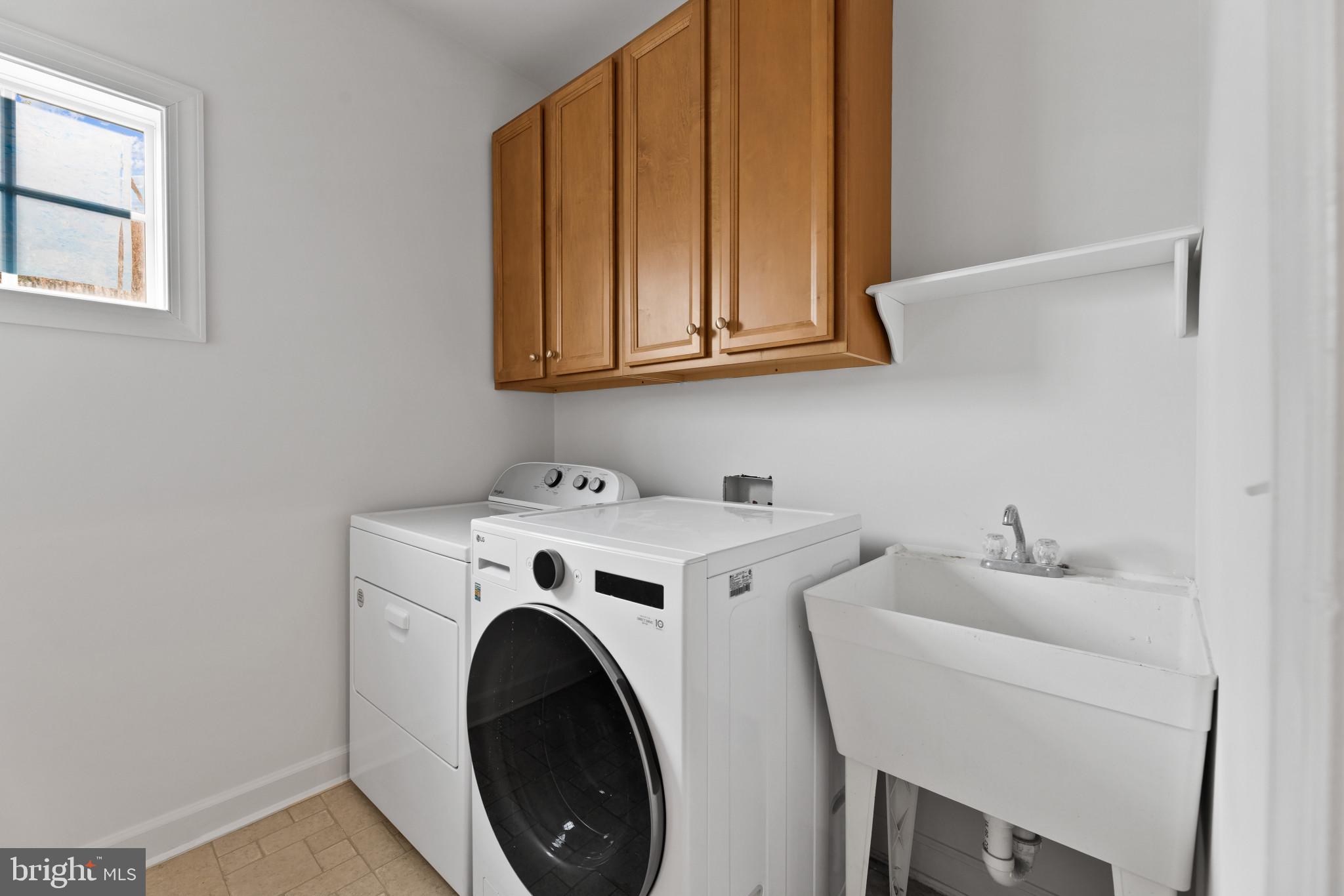 CEDAR HUNT - Residential