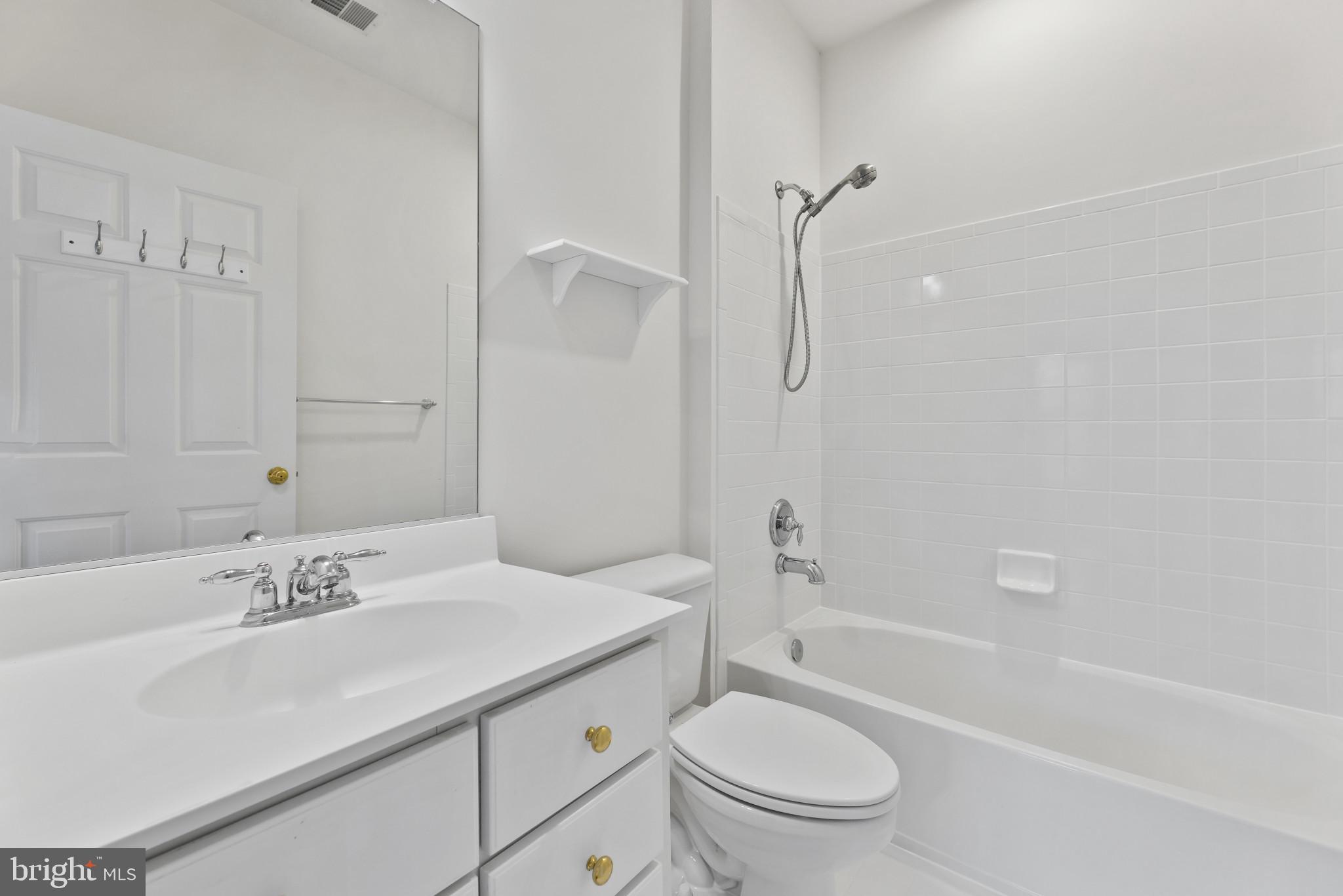 CEDAR HUNT - Residential