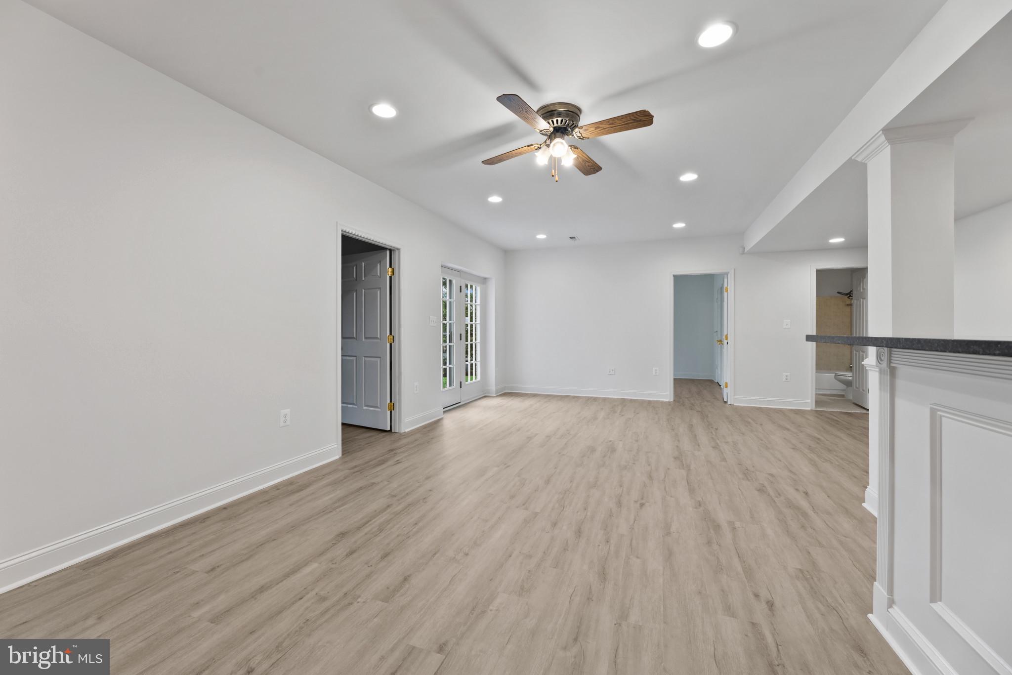 CEDAR HUNT - Residential