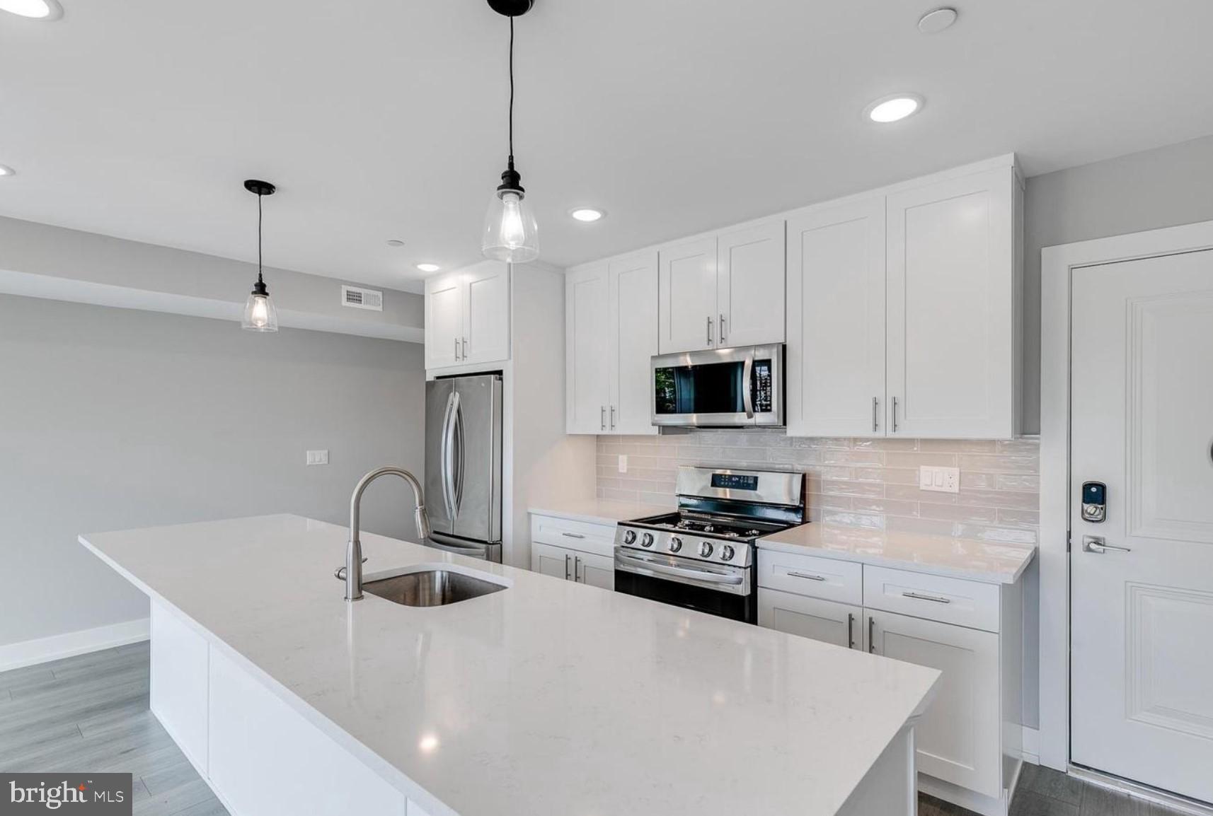 1309 S 52ND STREET