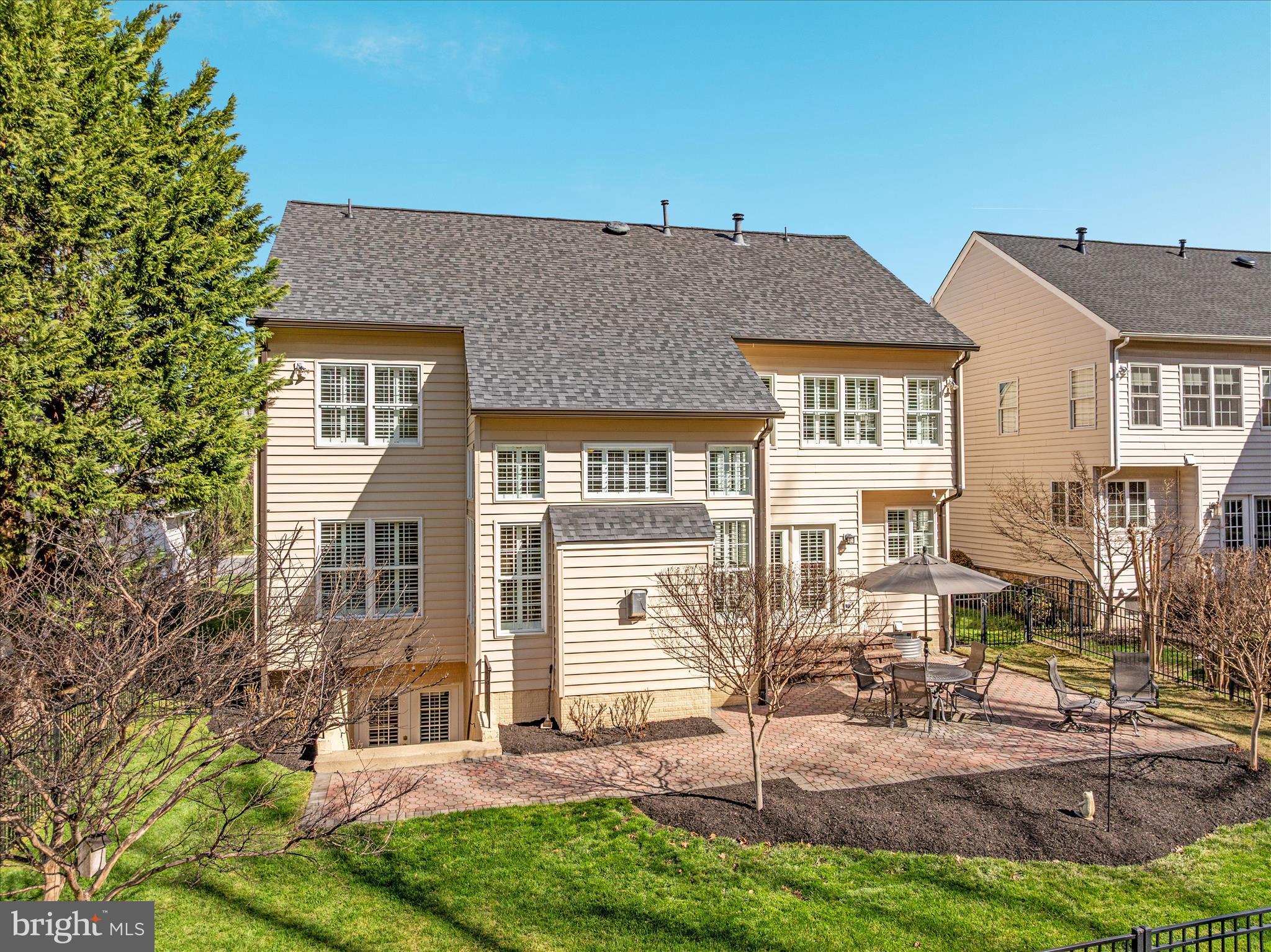 LANSDOWNE ON THE POTOMAC - Residential