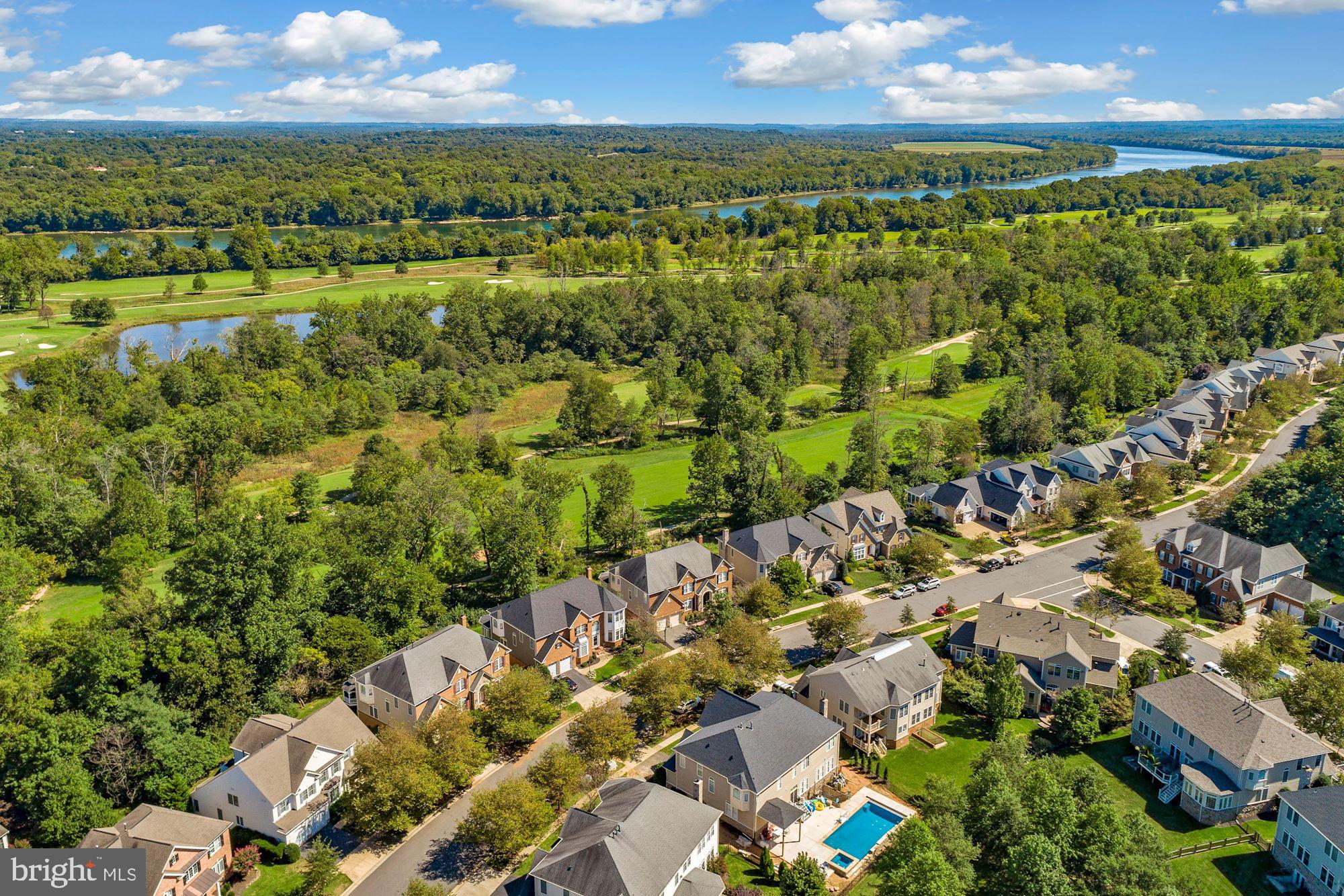 LANSDOWNE ON THE POTOMAC - Residential