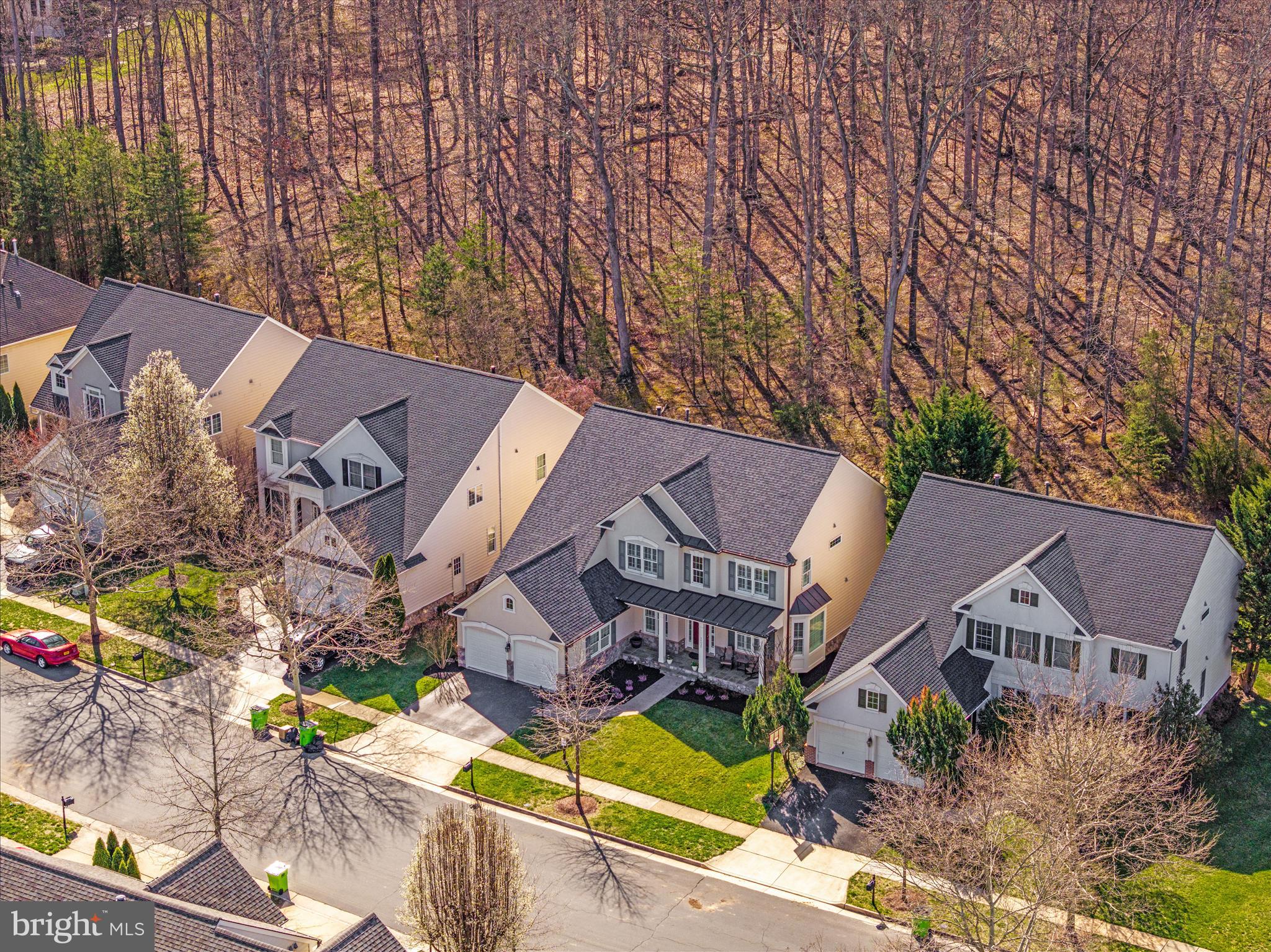 LANSDOWNE ON THE POTOMAC - Residential