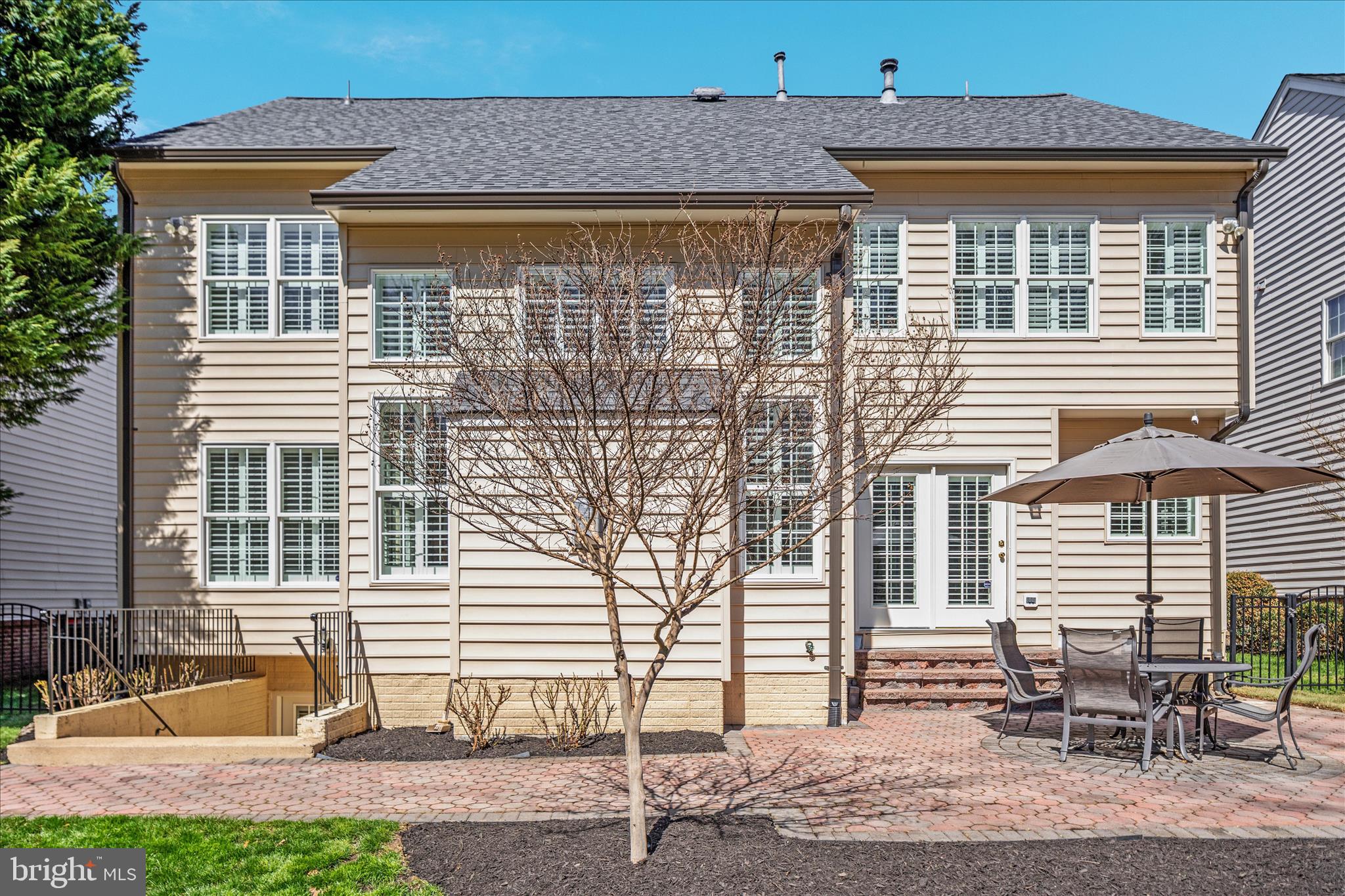 LANSDOWNE ON THE POTOMAC - Residential