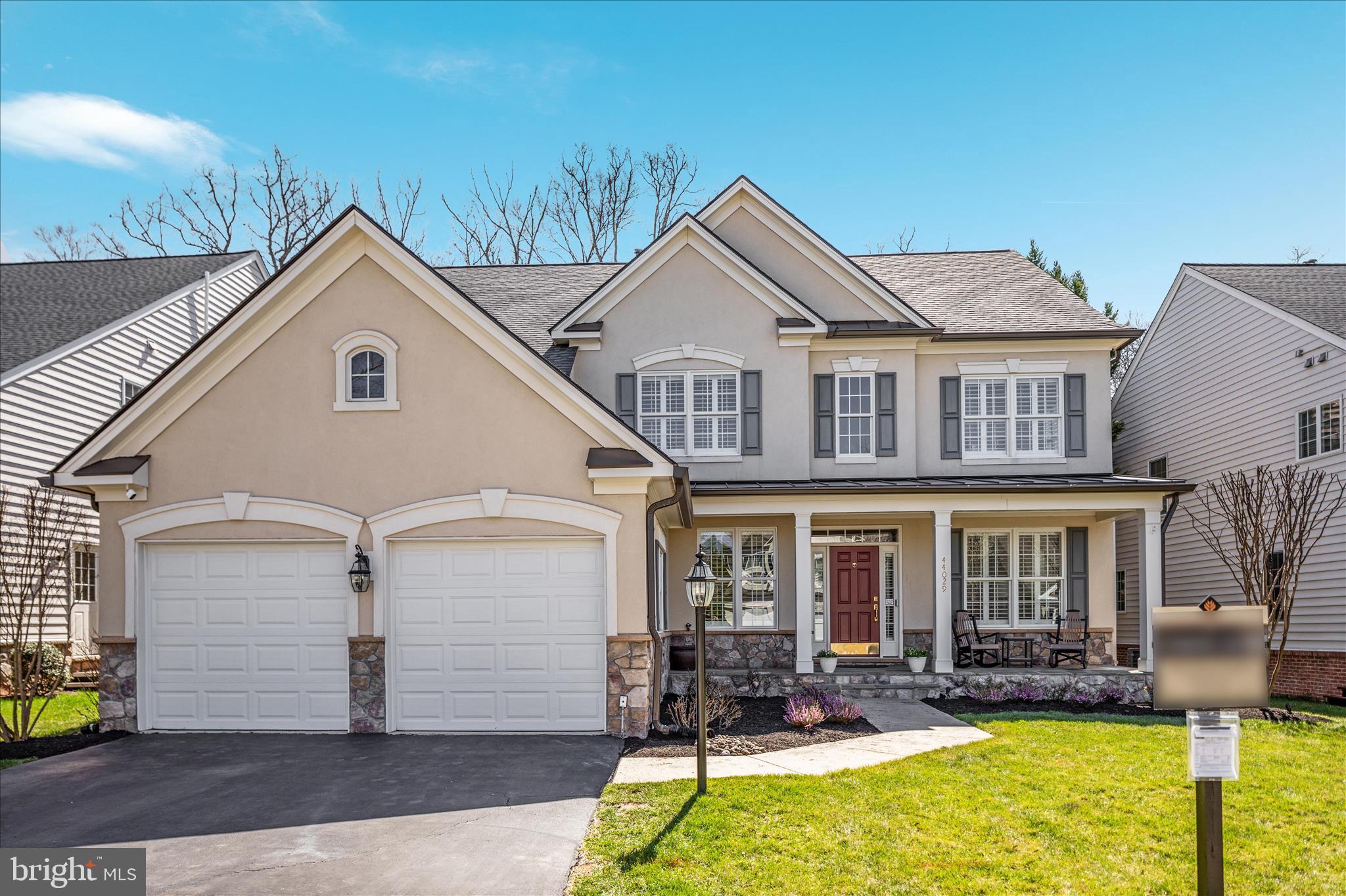 LANSDOWNE ON THE POTOMAC - Residential