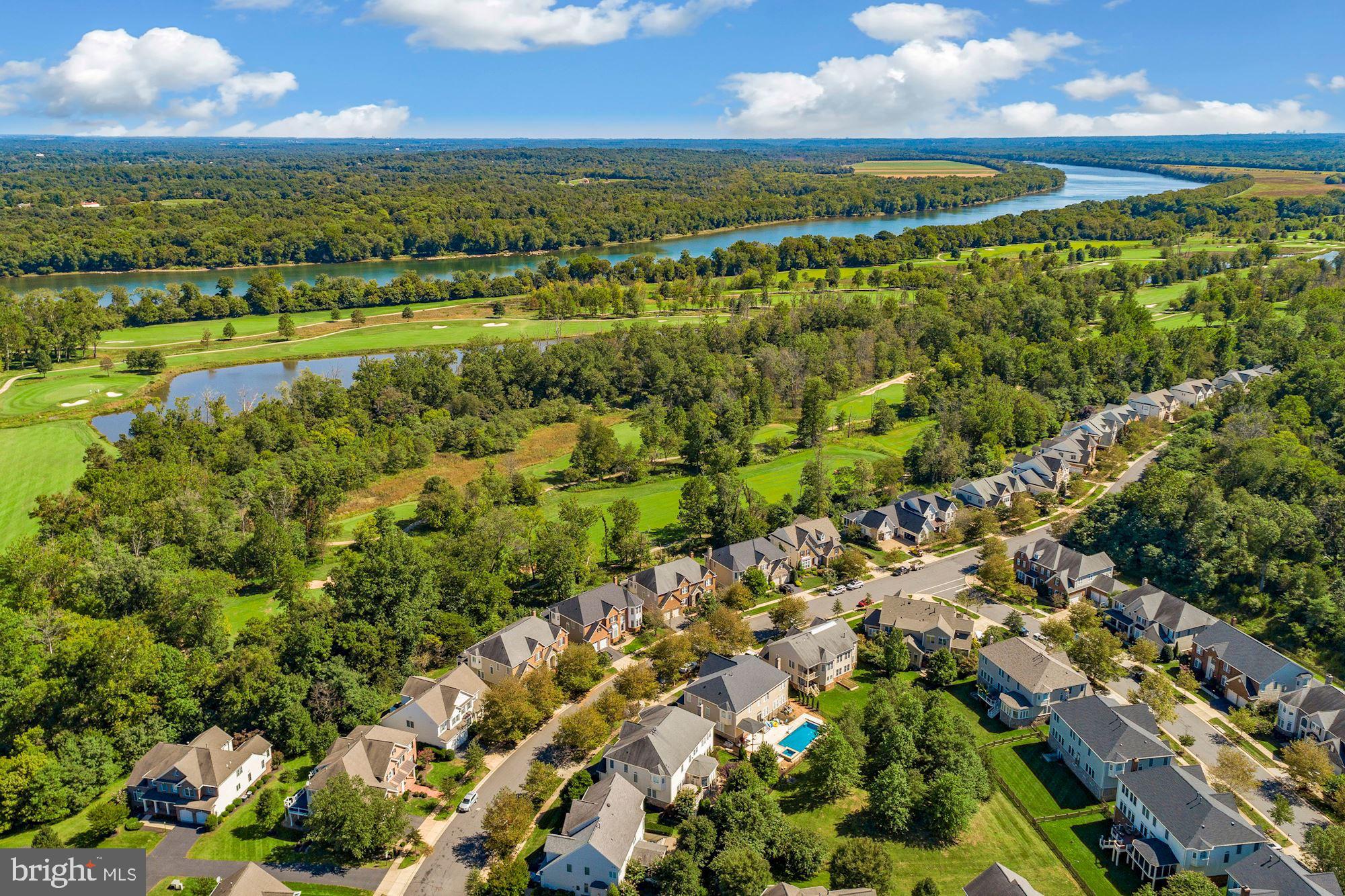 LANSDOWNE ON THE POTOMAC - Residential