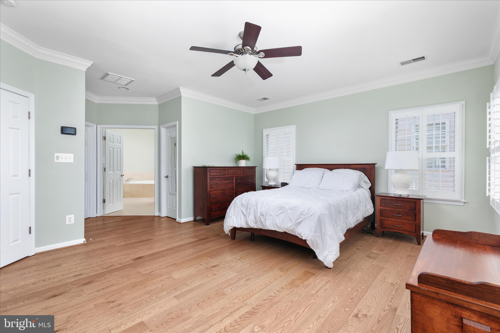 LANSDOWNE ON THE POTOMAC - Residential