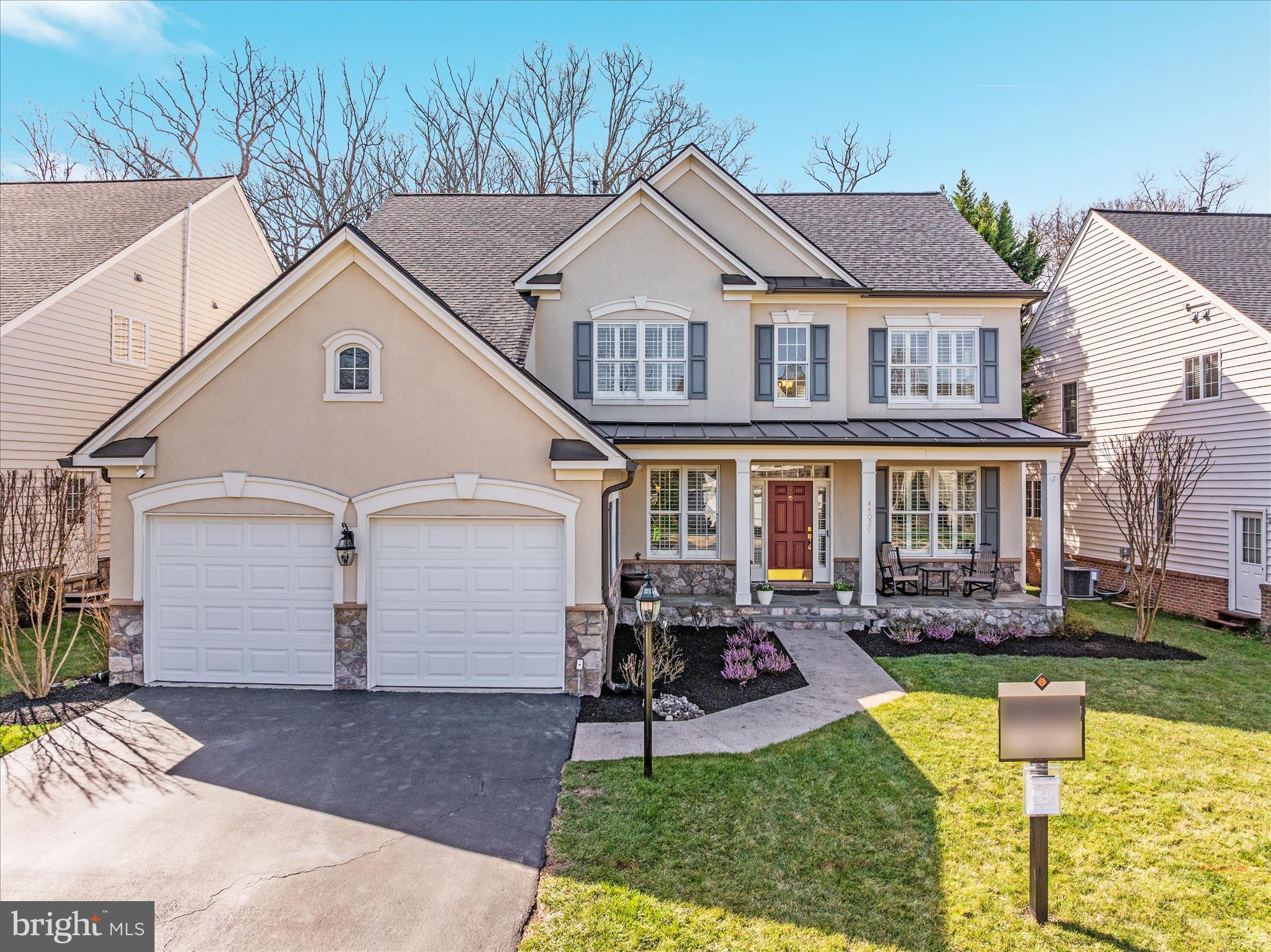 LANSDOWNE ON THE POTOMAC - Residential