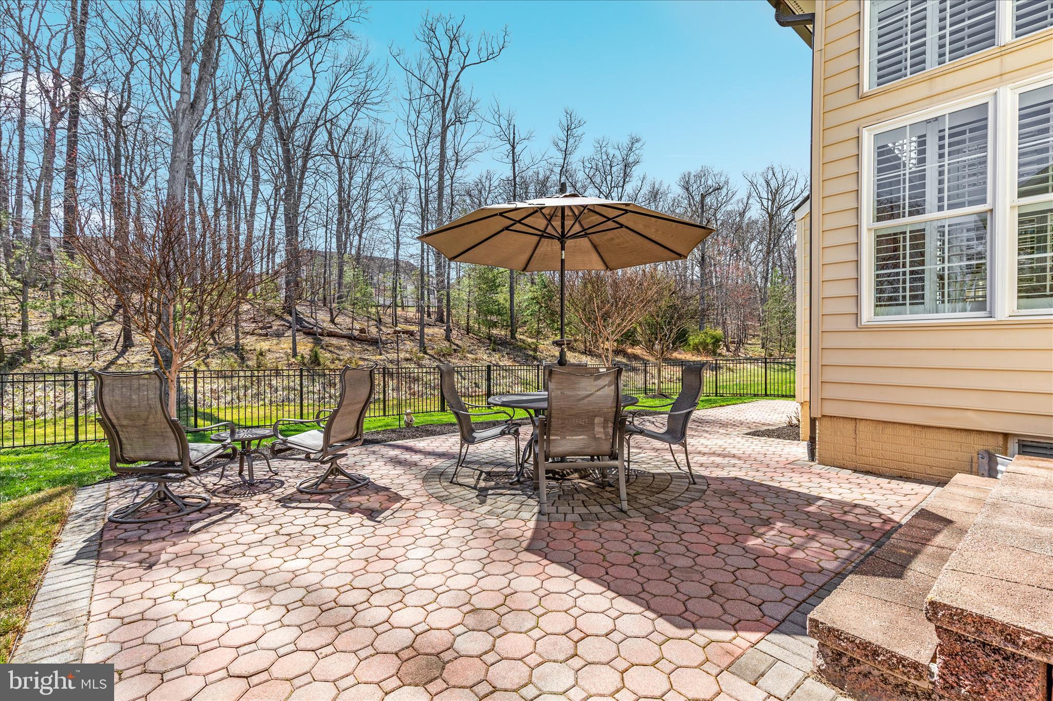 LANSDOWNE ON THE POTOMAC - Residential