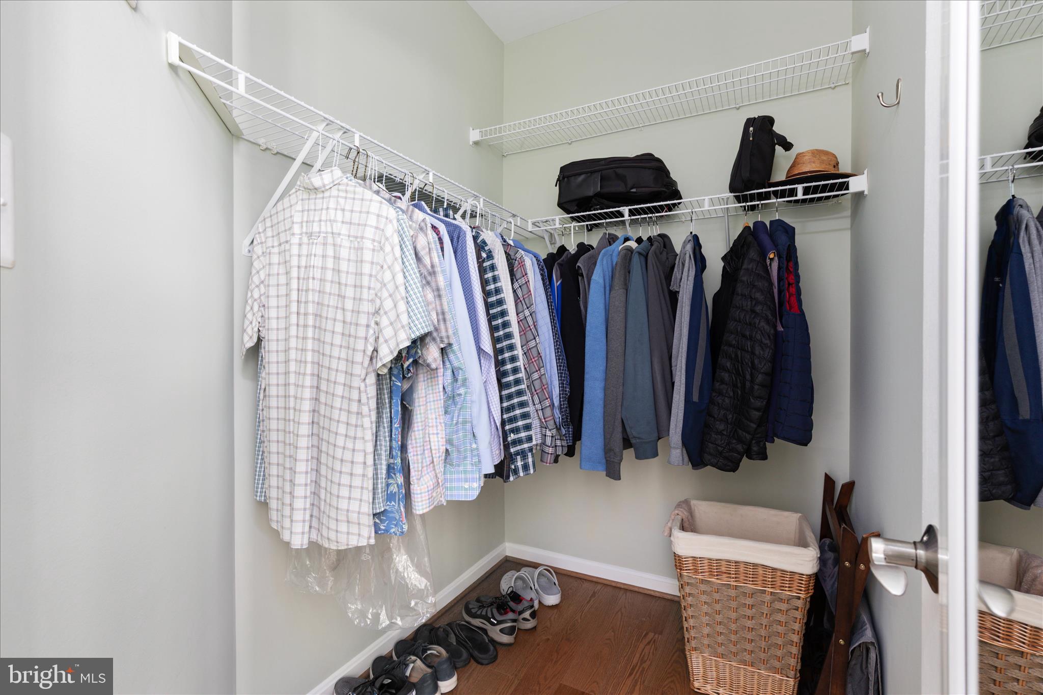 LANSDOWNE ON THE POTOMAC - Residential