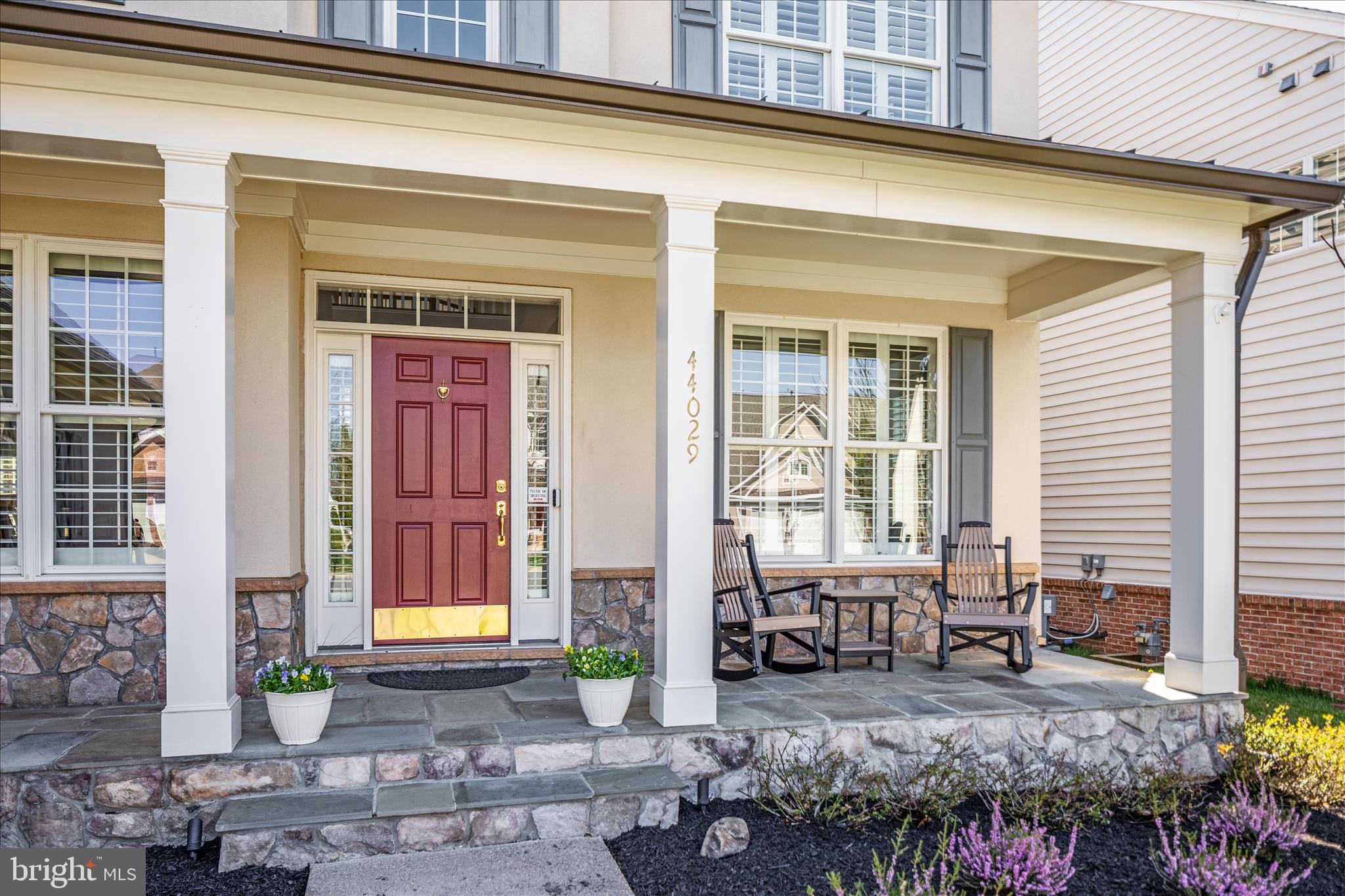 LANSDOWNE ON THE POTOMAC - Residential