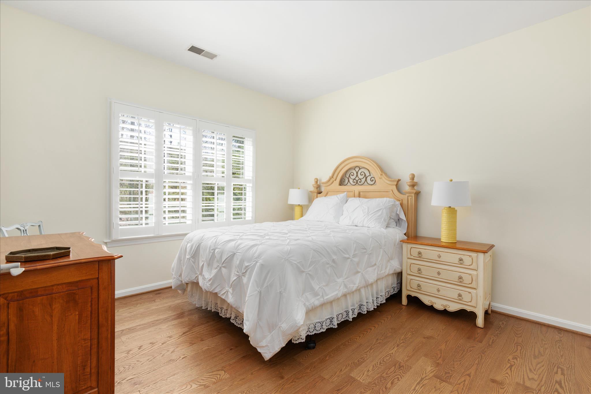 LANSDOWNE ON THE POTOMAC - Residential