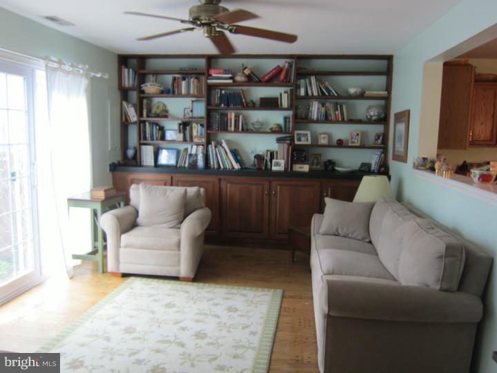 BLUE BELL WOODS - Residential